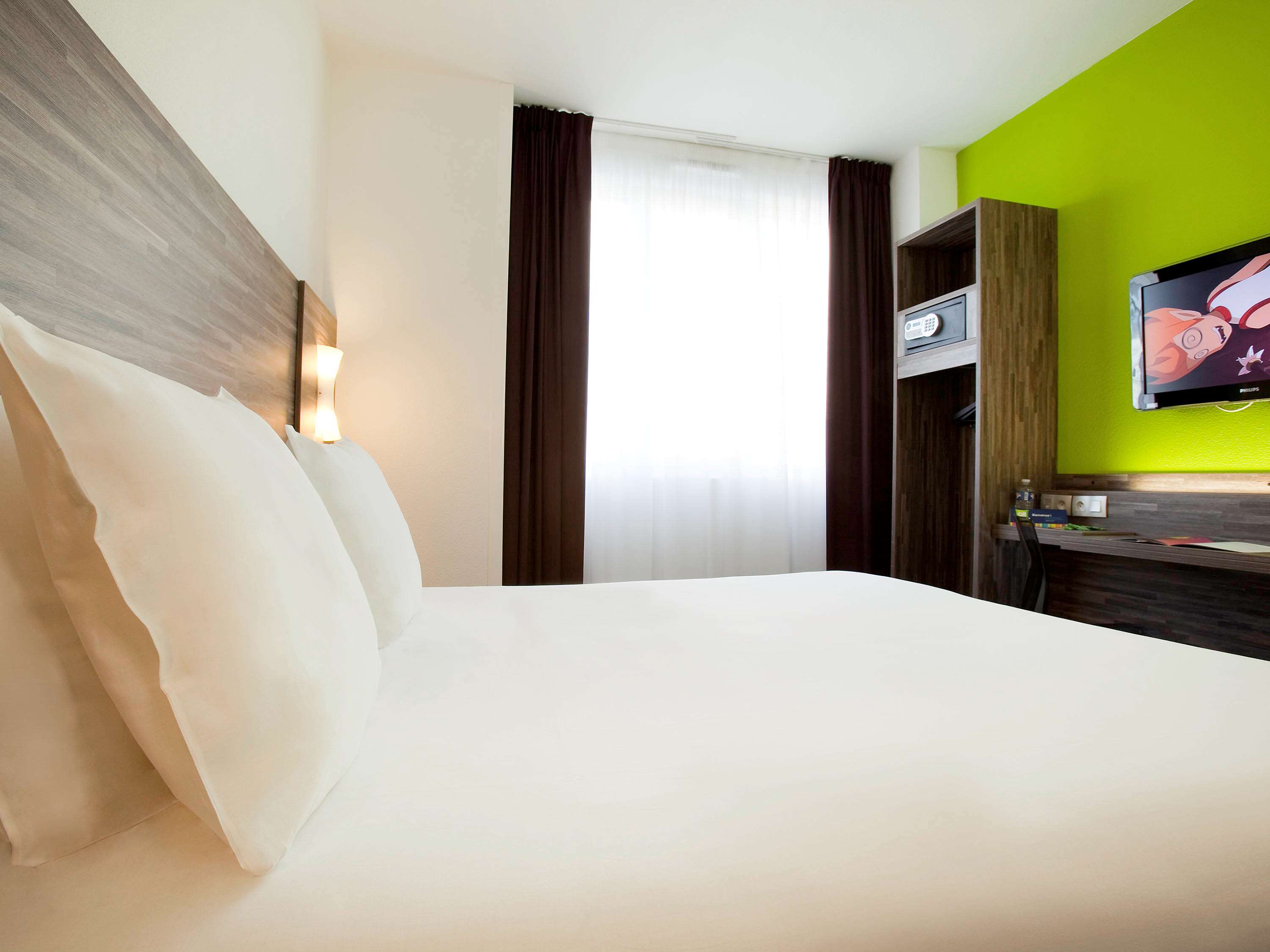 ibis Styles Rennes Centre Gare - Nord ibis Styles Rennes Centre Gare - Nord