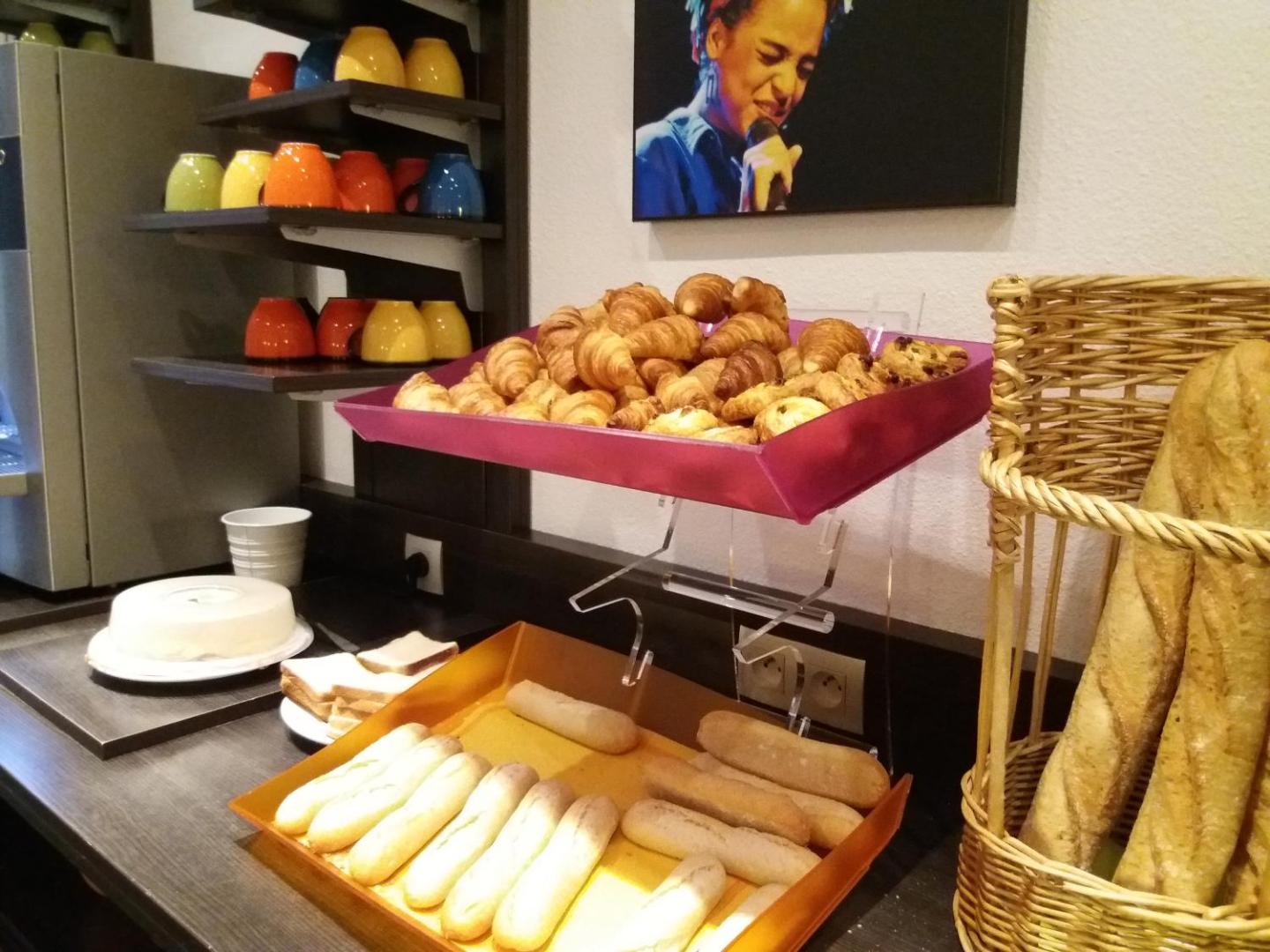 ibis Styles Rennes Centre Gare - Nord ibis Styles Rennes Centre Gare - Nord