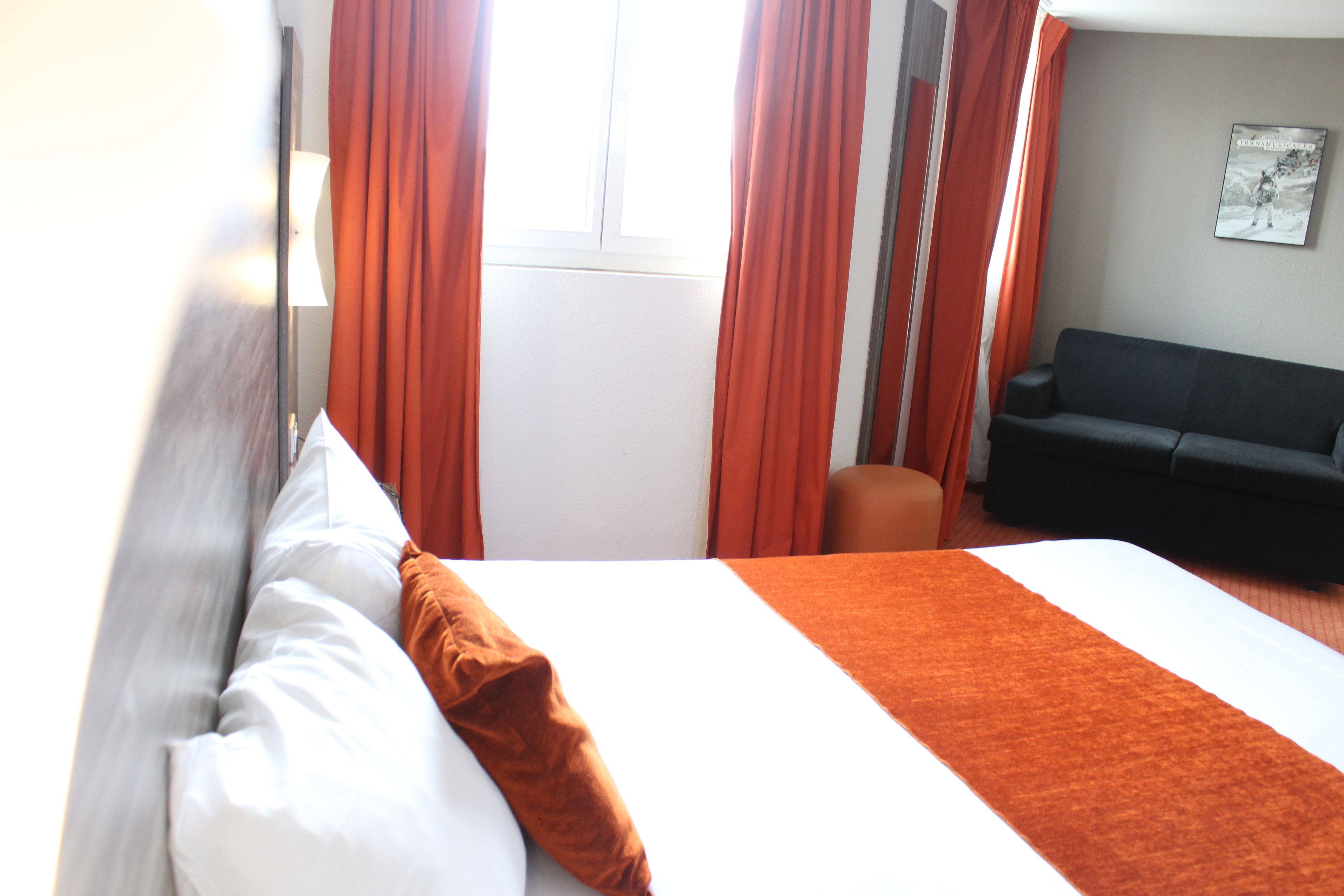 ibis Styles Rennes Centre Gare - Nord ibis Styles Rennes Centre Gare - Nord
