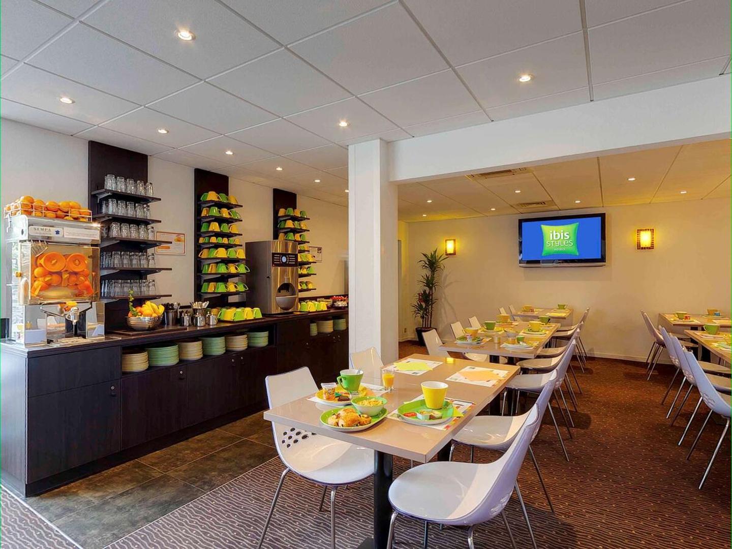 ibis Styles Rennes Centre Gare - Nord ibis Styles Rennes Centre Gare - Nord