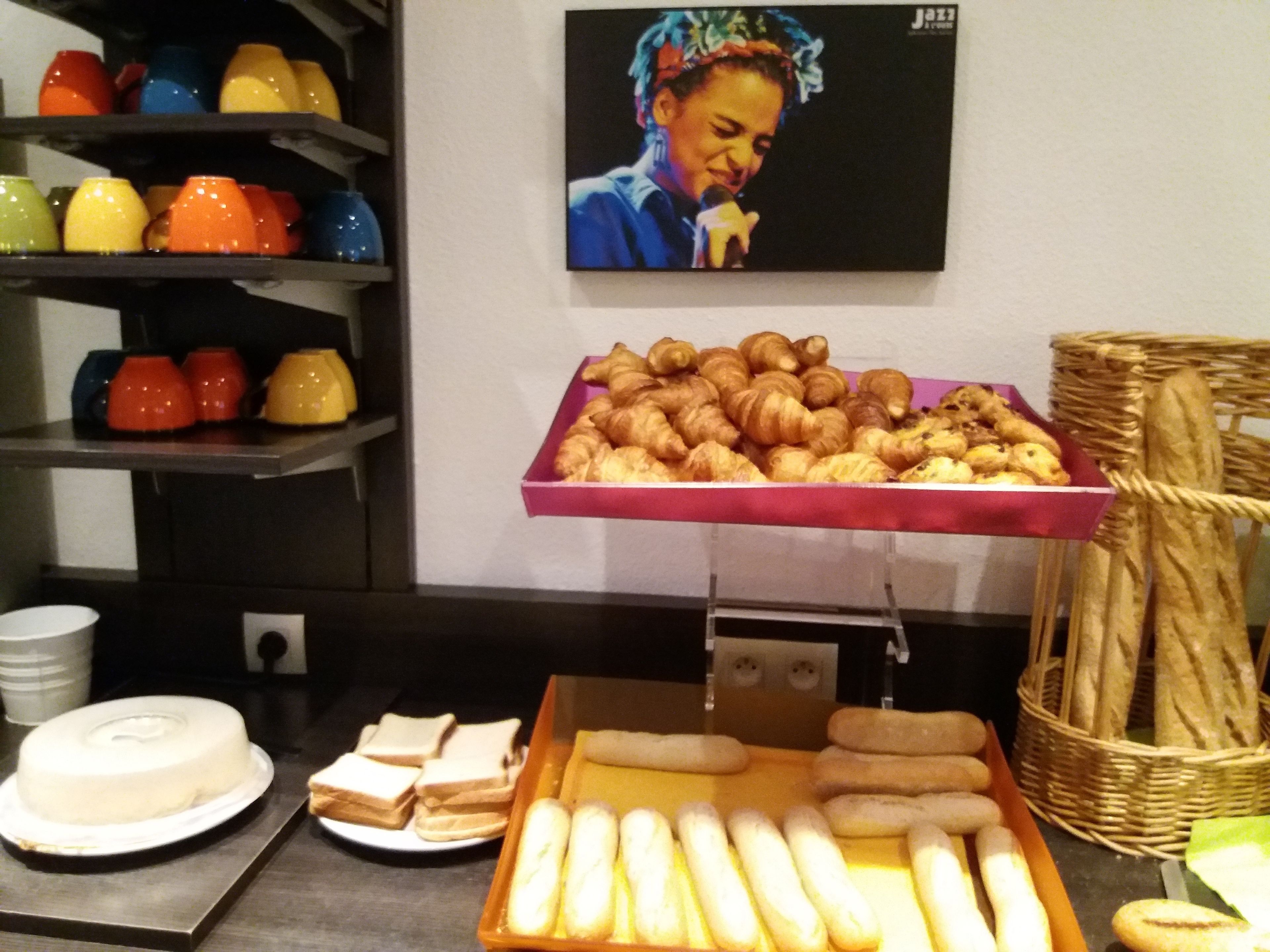 ibis Styles Rennes Centre Gare - Nord ibis Styles Rennes Centre Gare - Nord