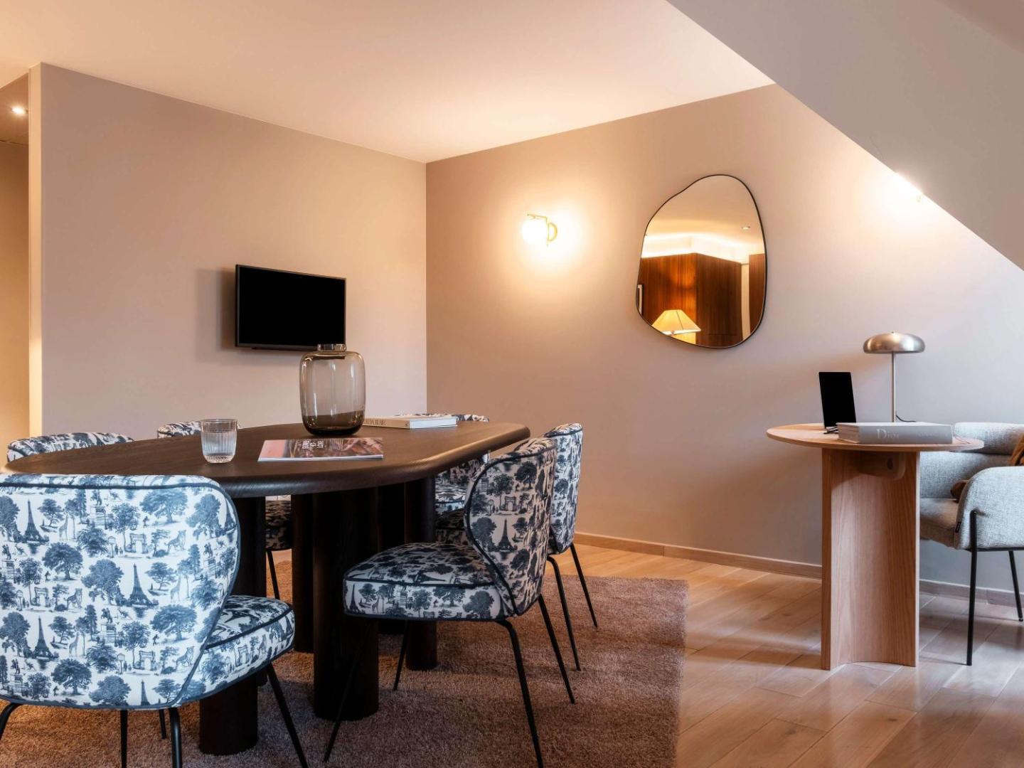 Mercure Maintenon Mercure Maintenon