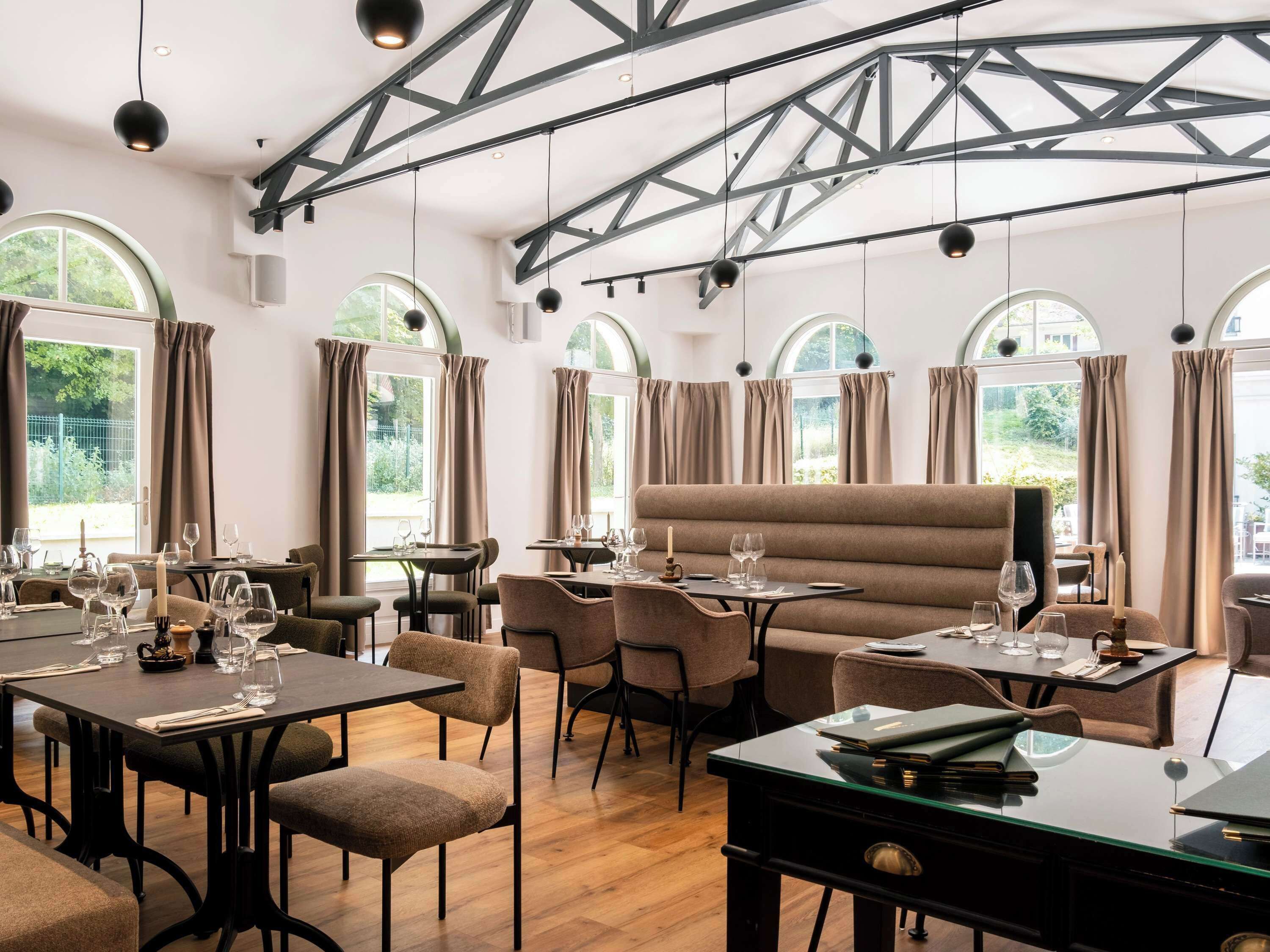 Mercure Maintenon Mercure Maintenon