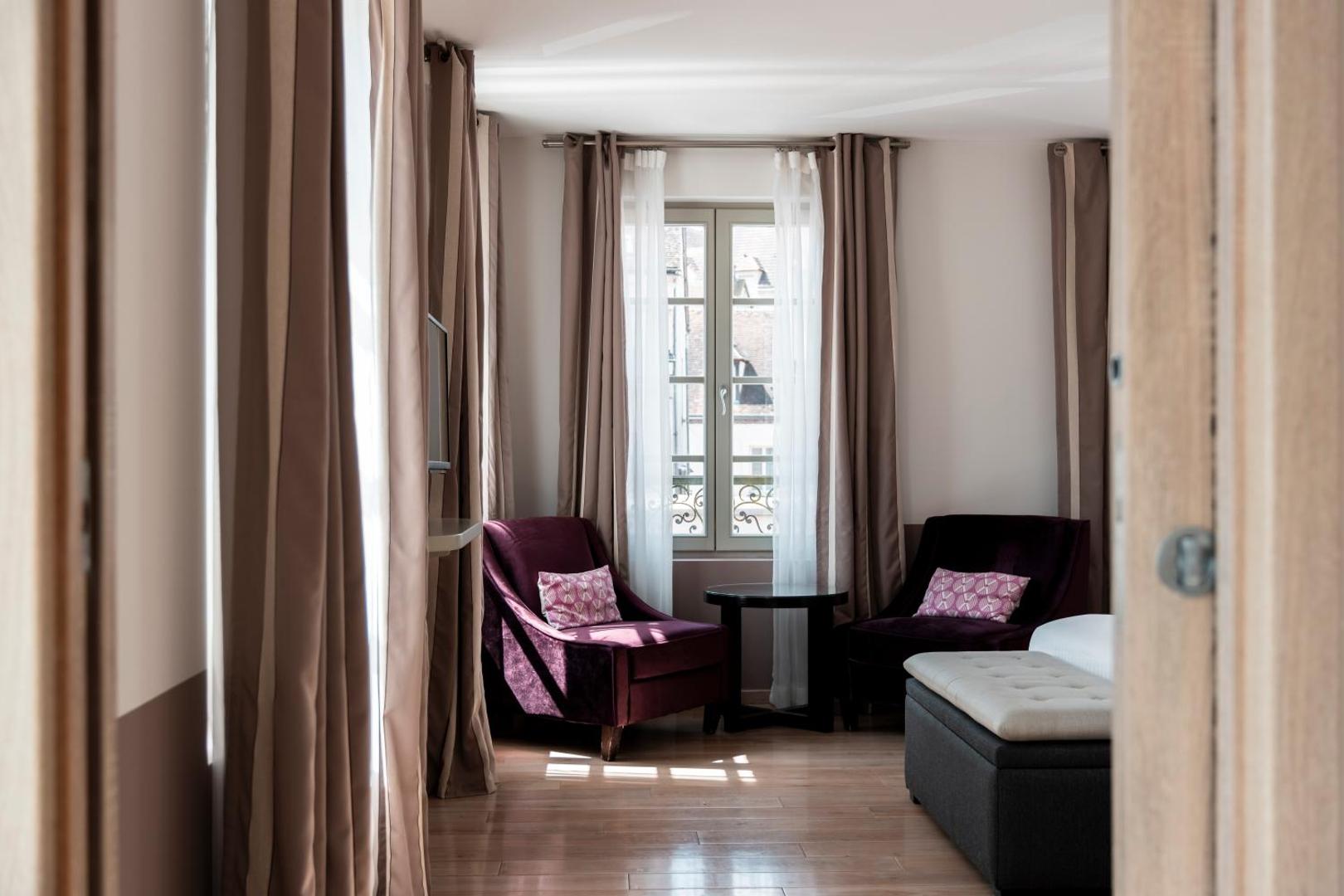 Mercure Maintenon Mercure Maintenon