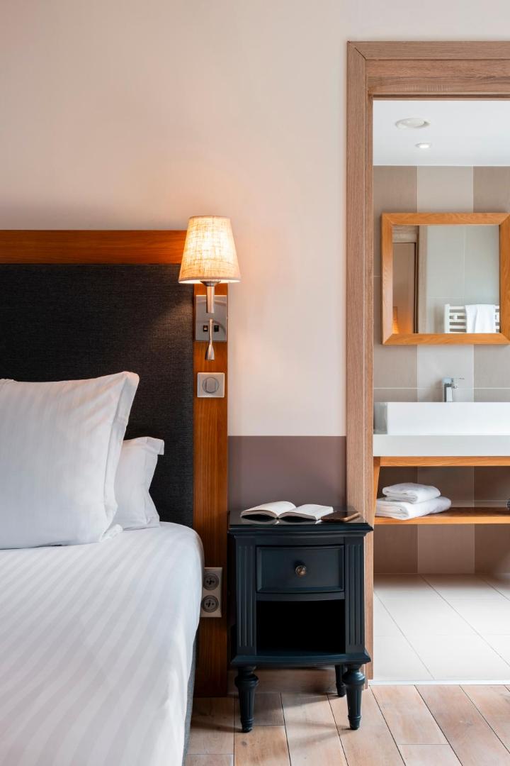 Mercure Maintenon Mercure Maintenon