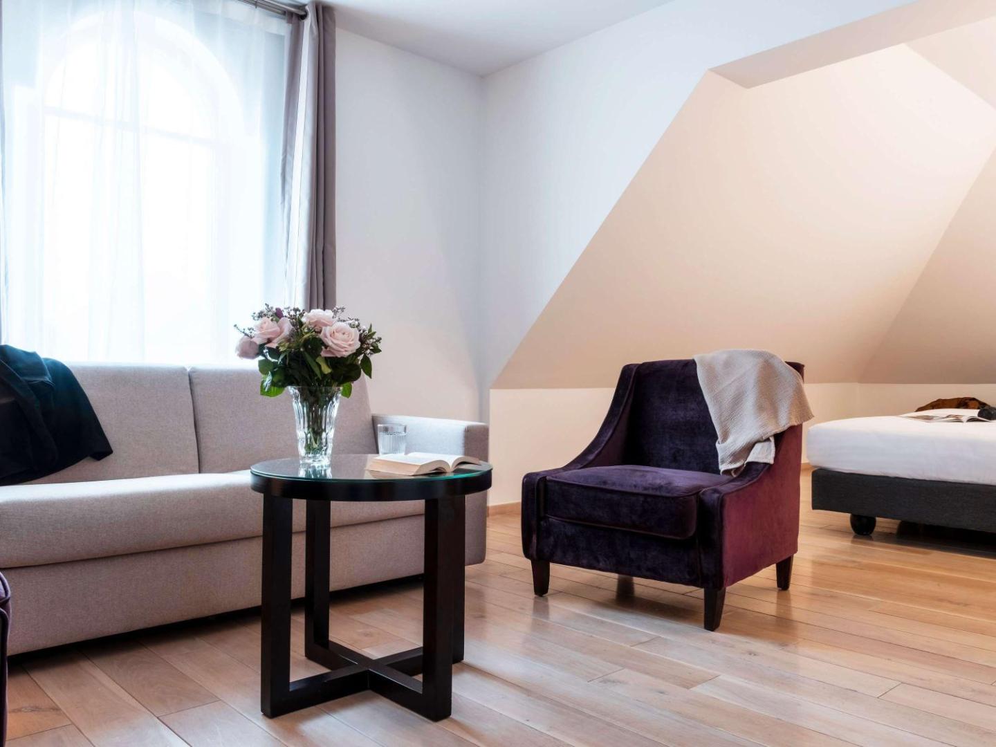 Mercure Maintenon Mercure Maintenon