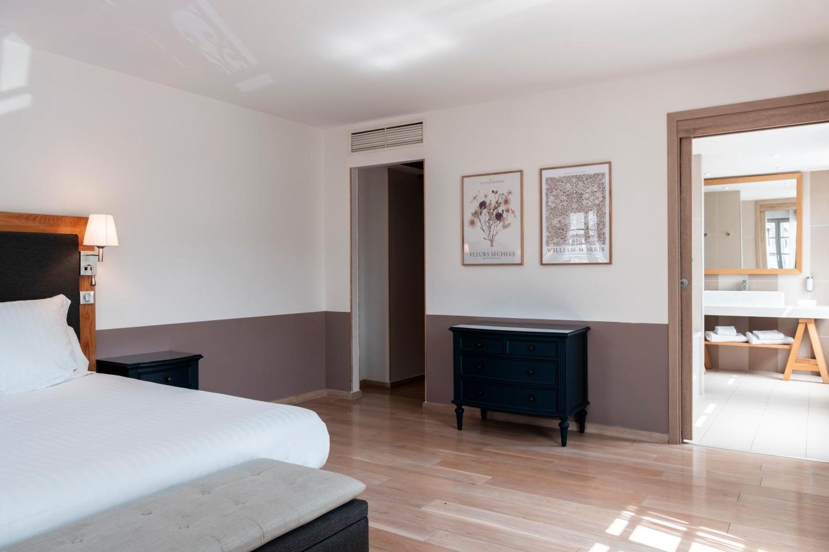 Mercure Maintenon Mercure Maintenon
