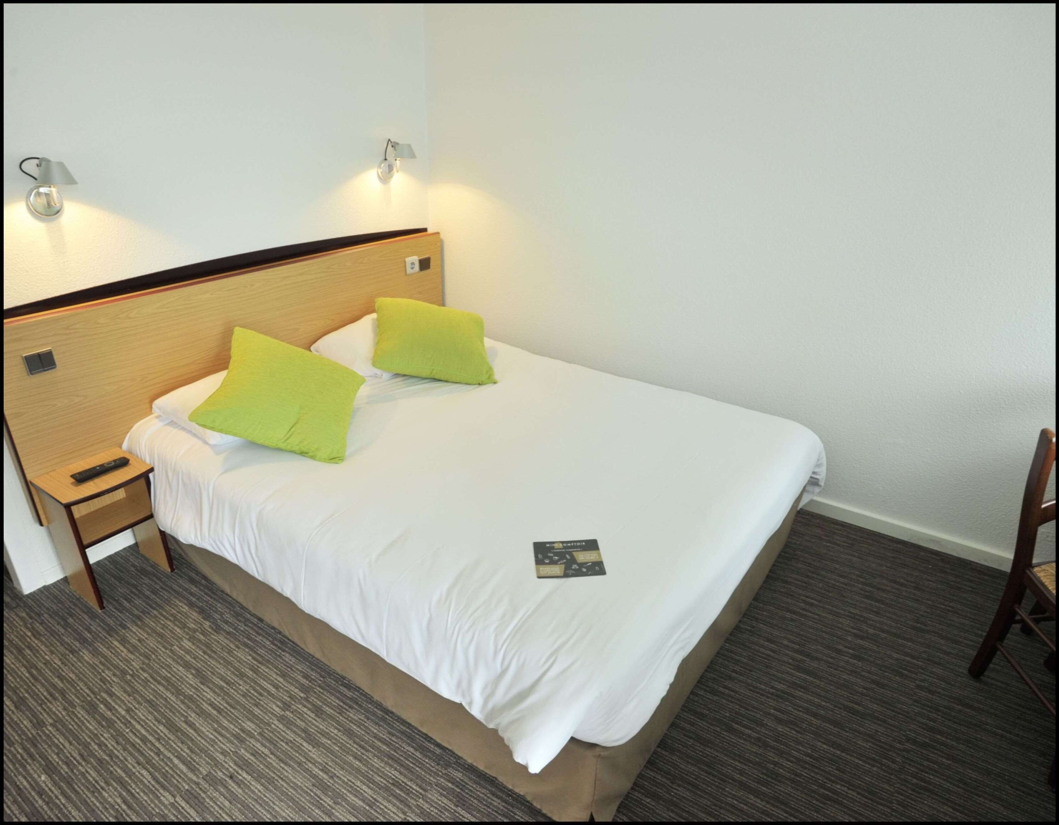 Hotel Kyriad Chalons En Champagne - Saint Martin Hotel Kyriad Chalons En Champagne - Saint Martin