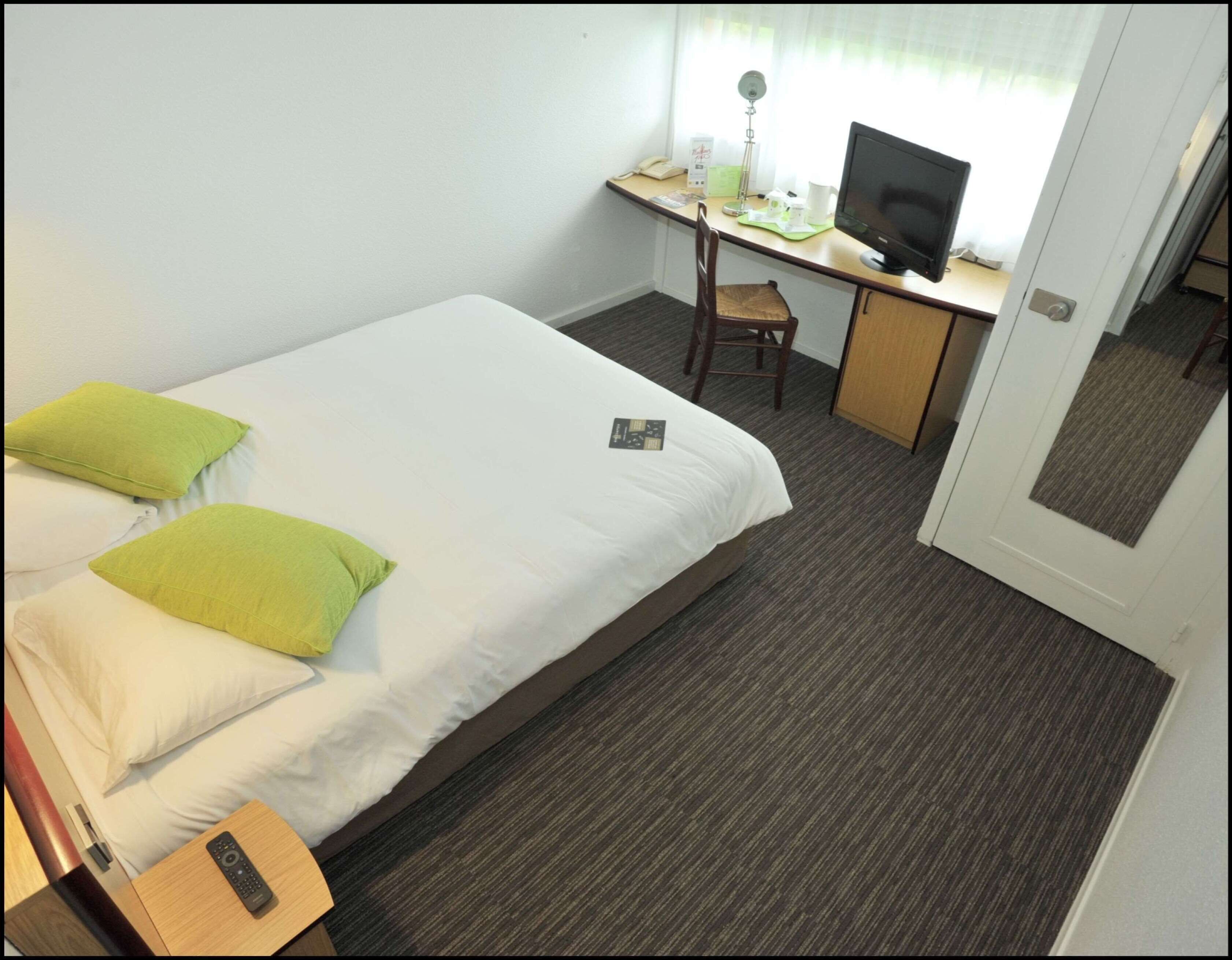 Hotel Kyriad Chalons En Champagne - Saint Martin Hotel Kyriad Chalons En Champagne - Saint Martin