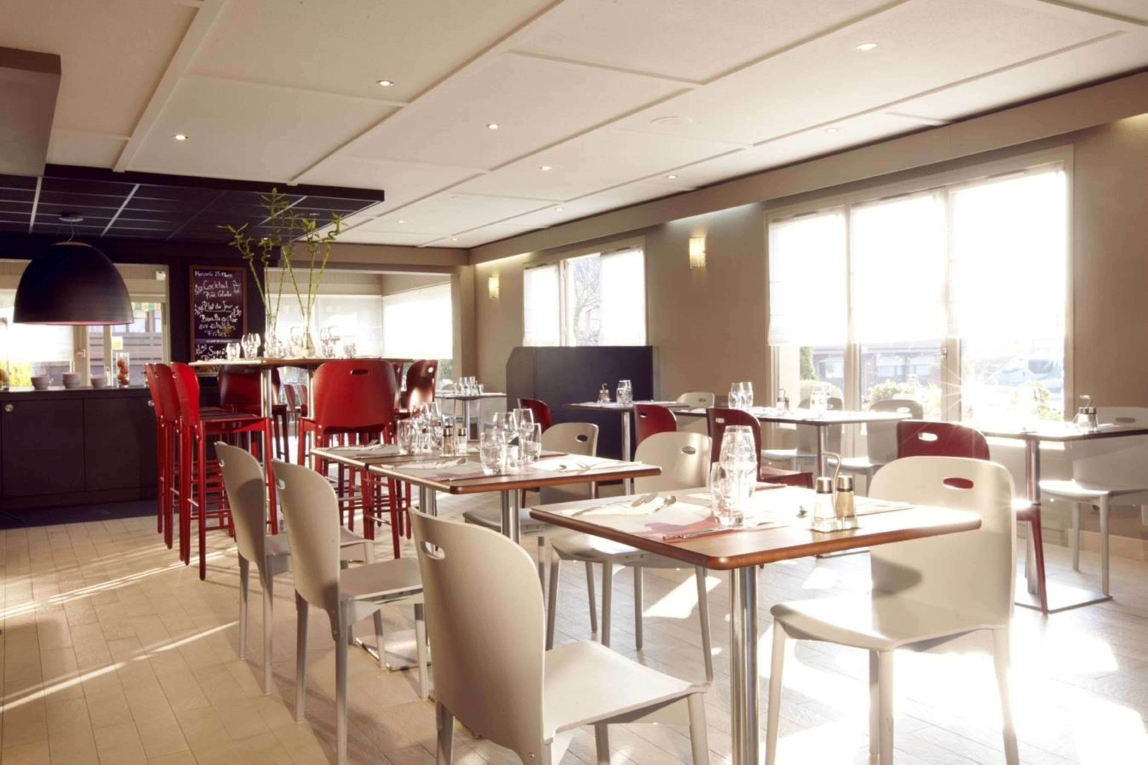 Hotel Kyriad Chalons En Champagne - Saint Martin Hotel Kyriad Chalons En Champagne - Saint Martin