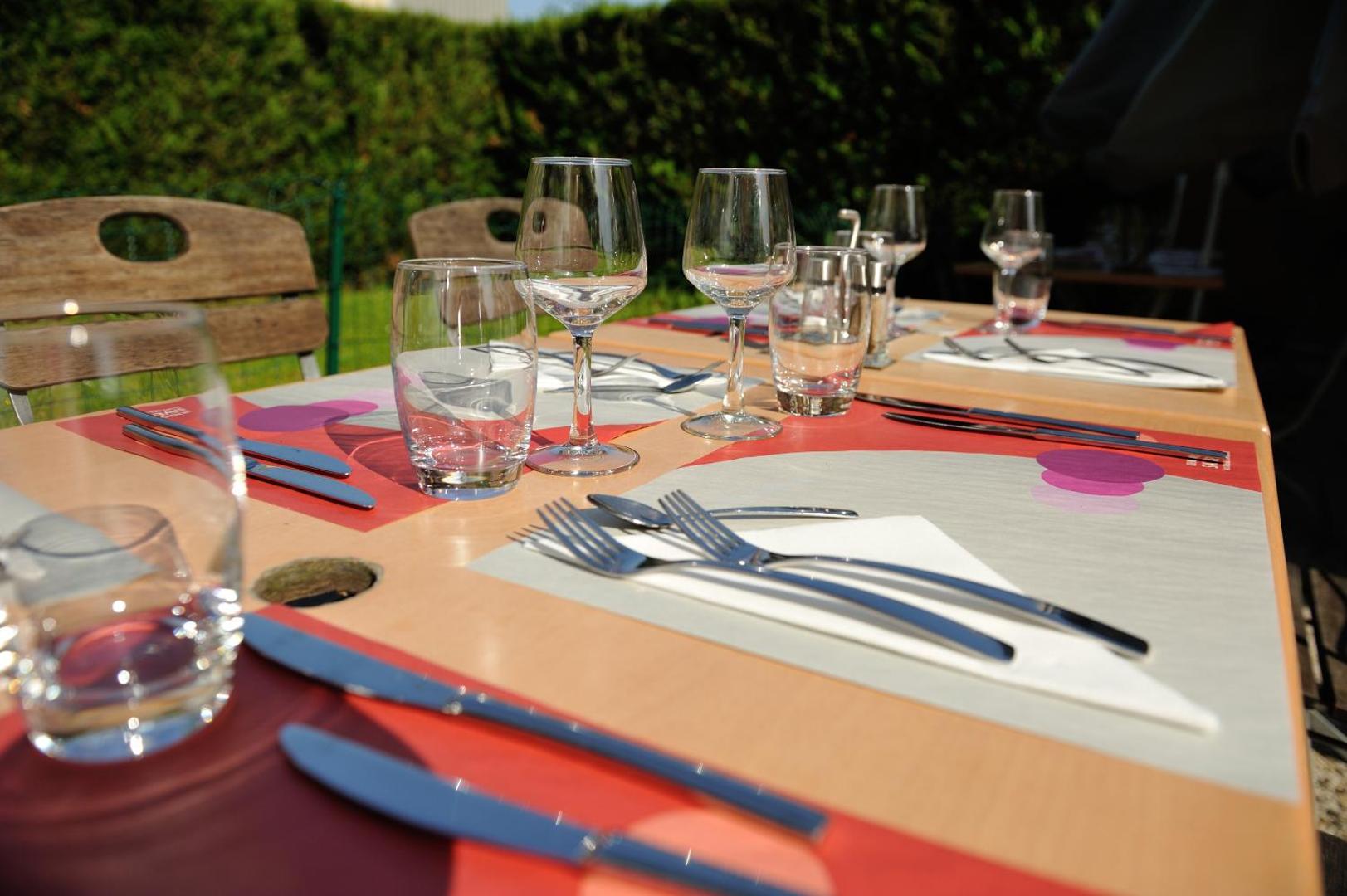 Hotel Kyriad Chalons En Champagne - Saint Martin Hotel Kyriad Chalons En Champagne - Saint Martin
