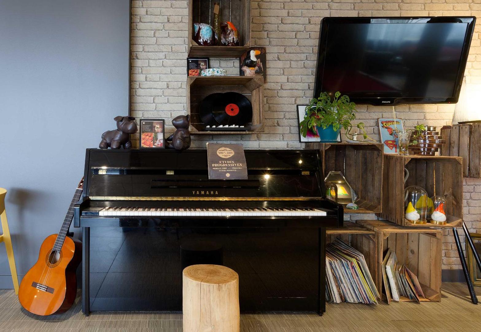 B&B HOTEL Reims Centre Erlon B&B HOTEL Reims Centre Erlon