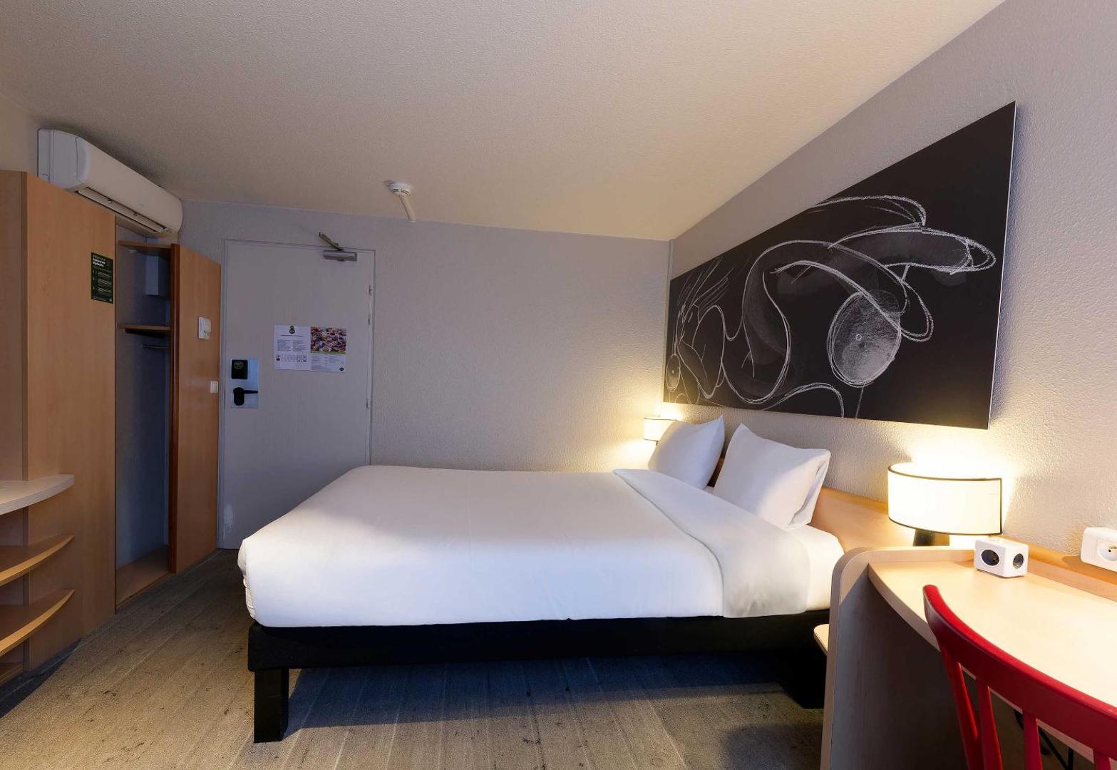 B&B HOTEL Reims Centre Erlon B&B HOTEL Reims Centre Erlon