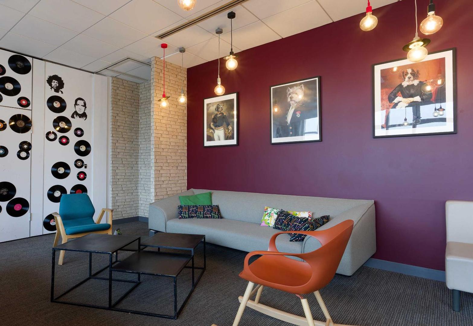 B&B HOTEL Reims Centre Erlon B&B HOTEL Reims Centre Erlon