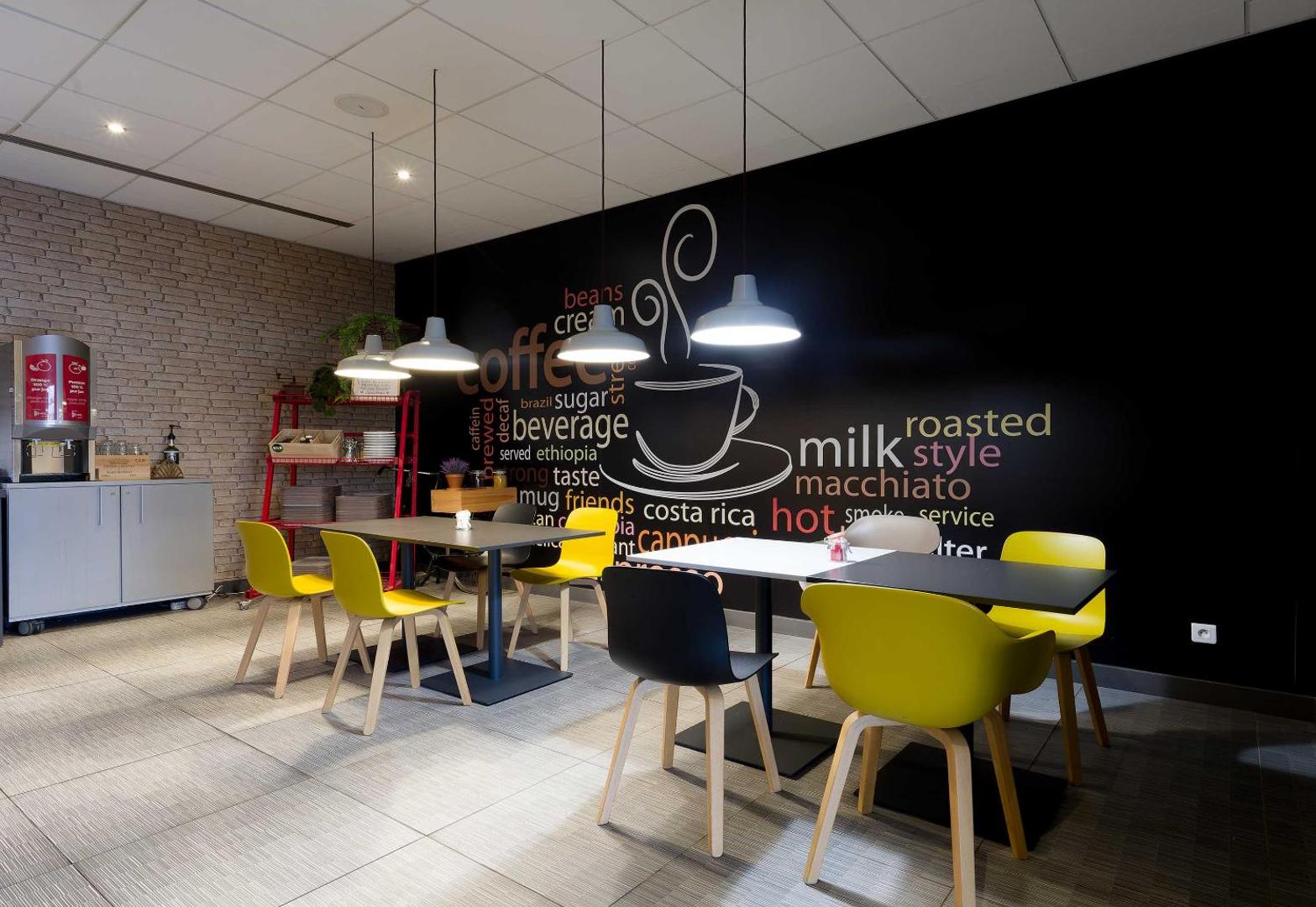 B&B HOTEL Reims Centre Erlon B&B HOTEL Reims Centre Erlon