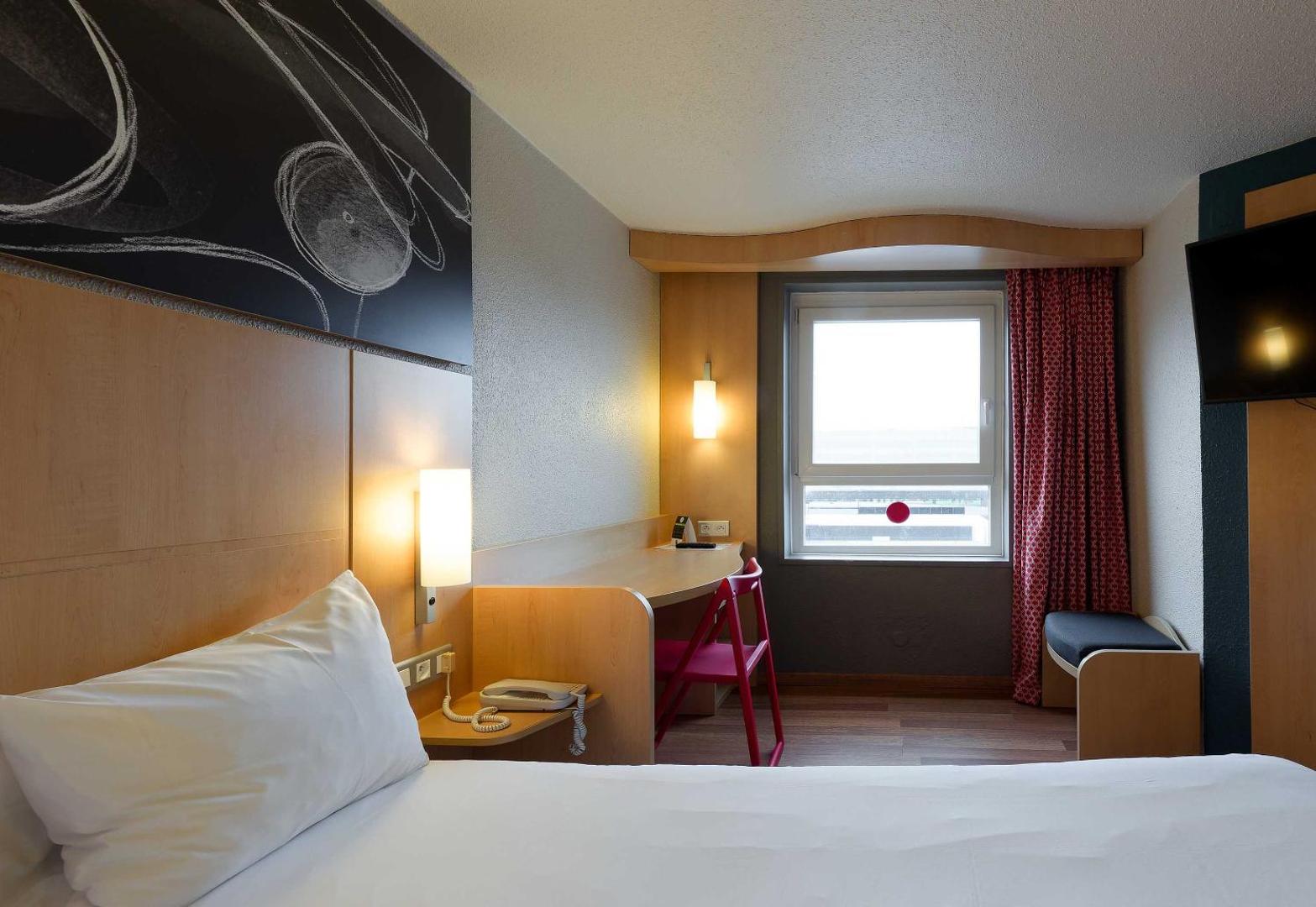 B&B HOTEL Reims Centre Erlon B&B HOTEL Reims Centre Erlon