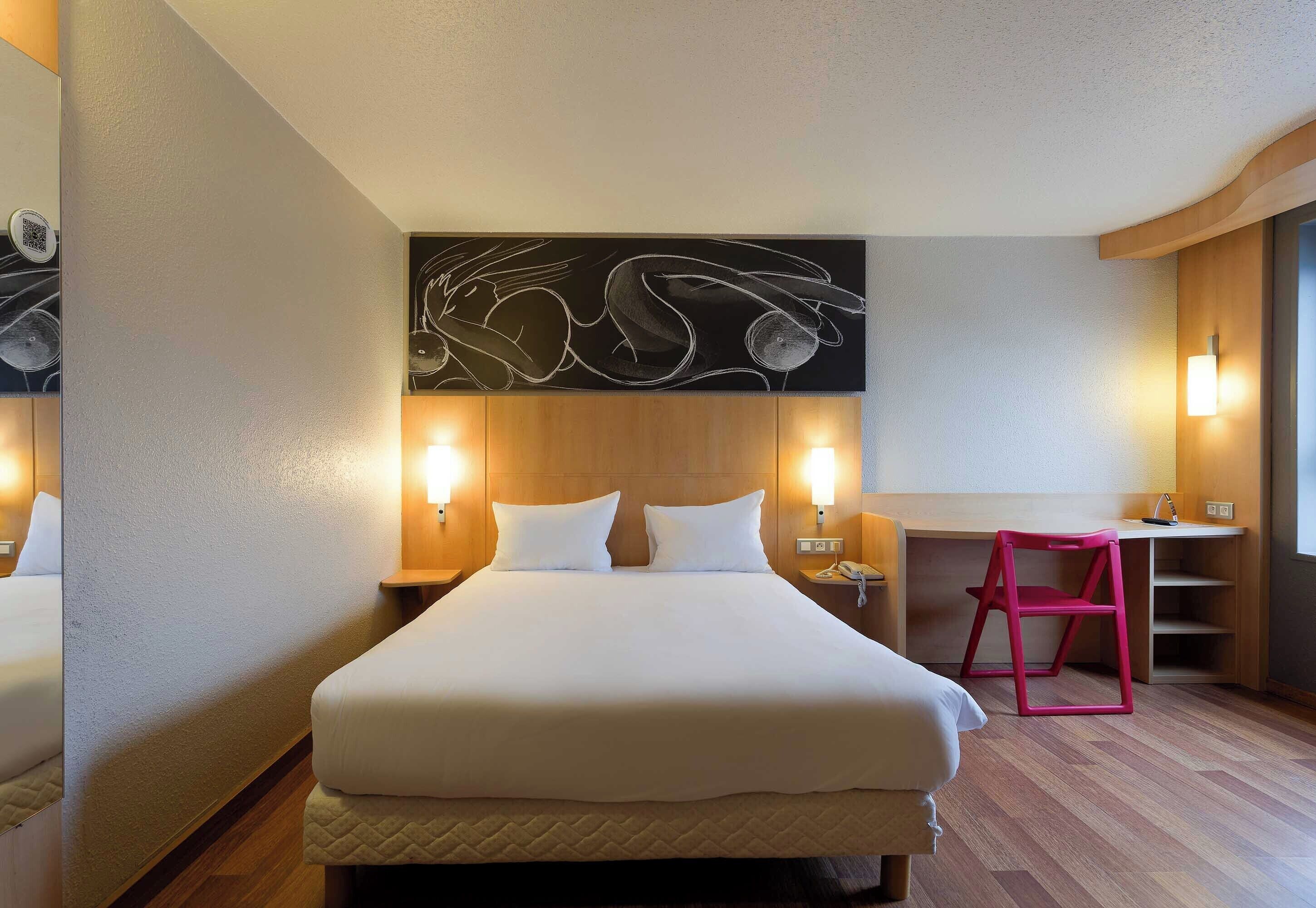 B&B HOTEL Reims Centre Erlon B&B HOTEL Reims Centre Erlon