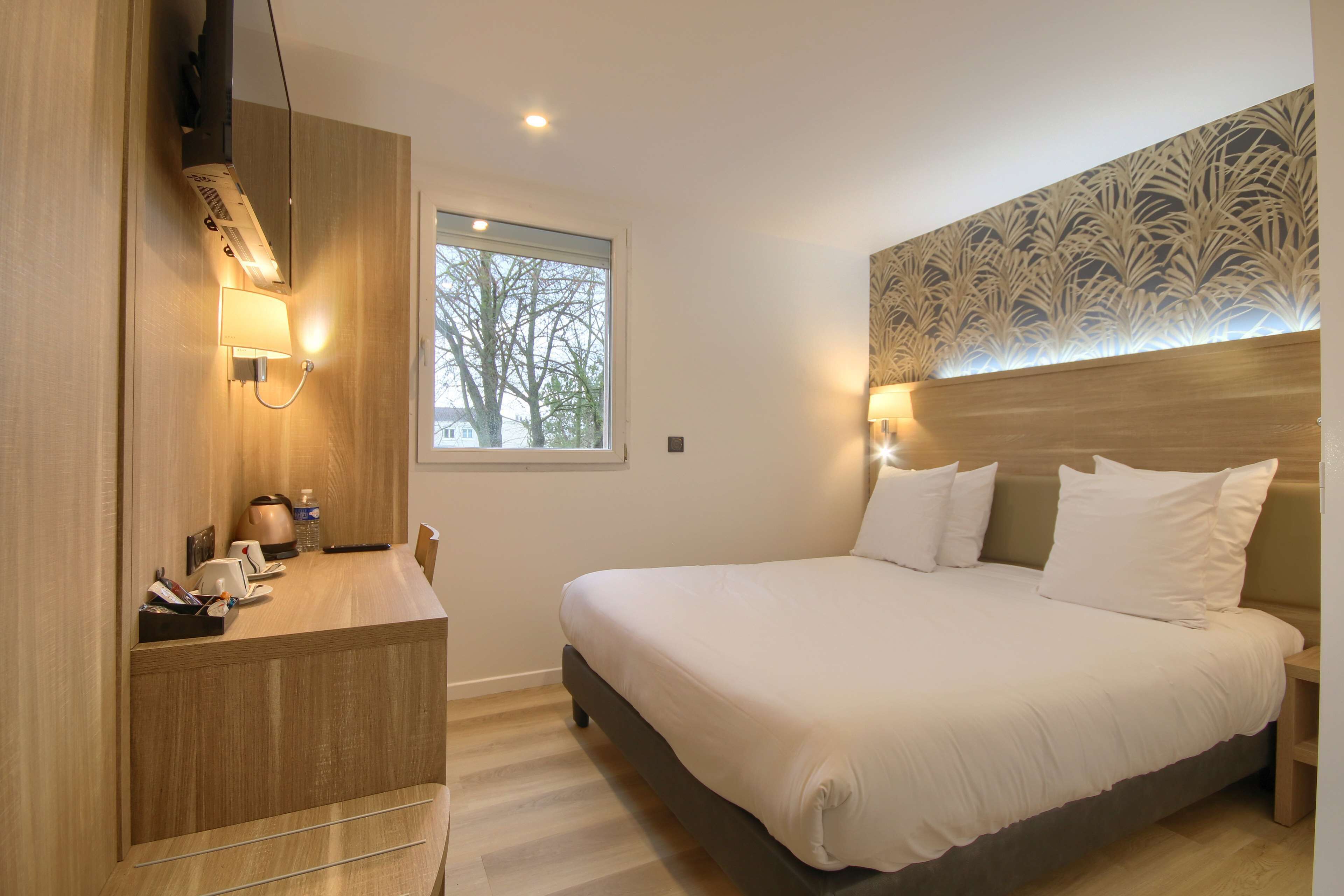 Sure Hôtel Reims Nord Sure Hôtel Reims Nord