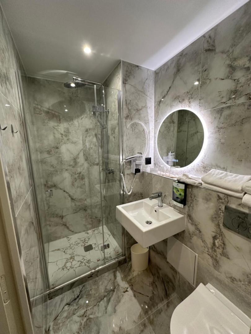 Sure Hôtel Reims Nord Sure Hôtel Reims Nord