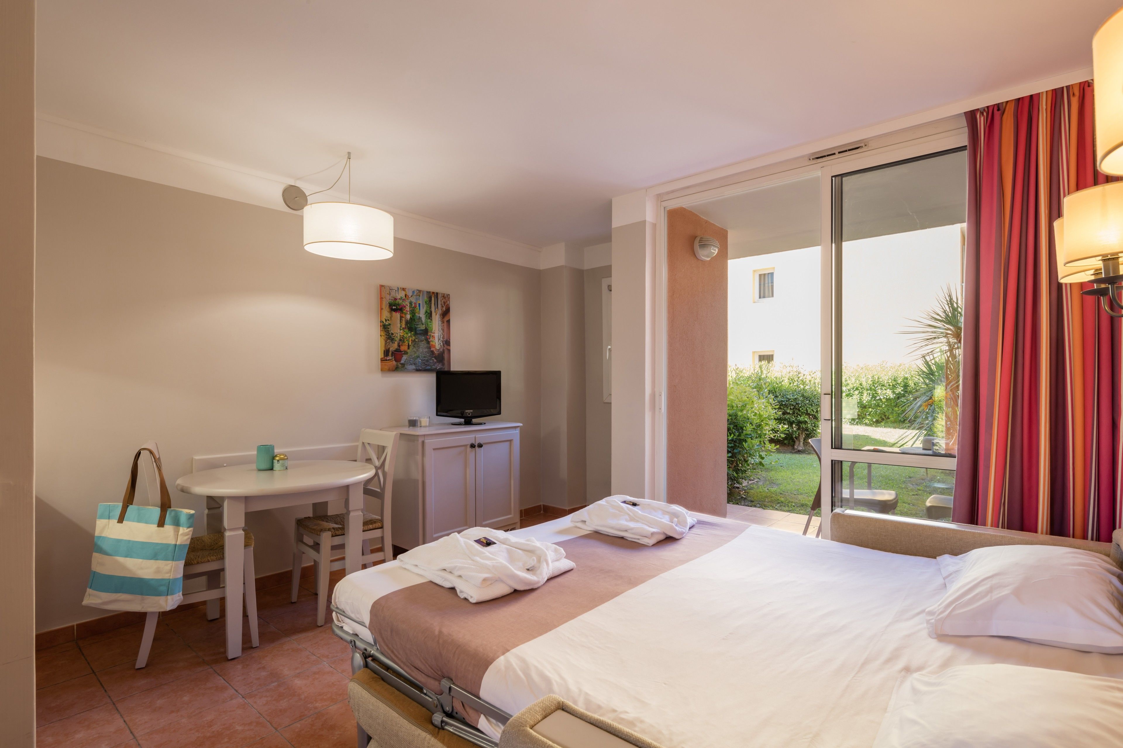 Pierre & Vacances Résidence Les Rives de Cannes Mandelieu Pierre & Vacances Résidence Les Rives de Cannes Mandelieu