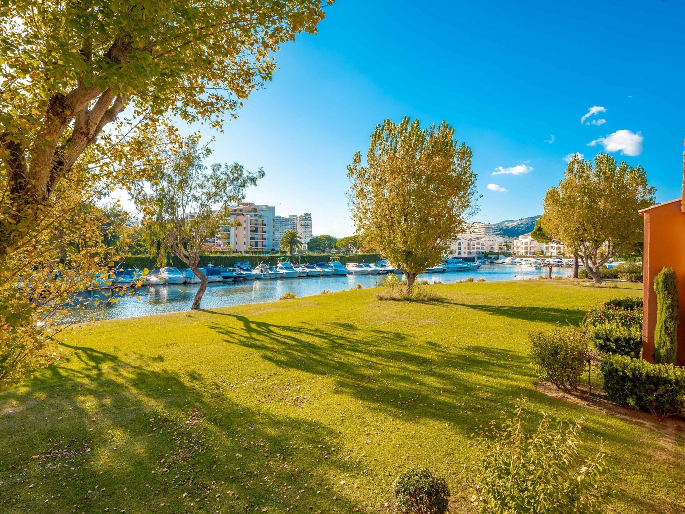 Pierre & Vacances Résidence Les Rives de Cannes Mandelieu Pierre & Vacances Résidence Les Rives de Cannes Mandelieu