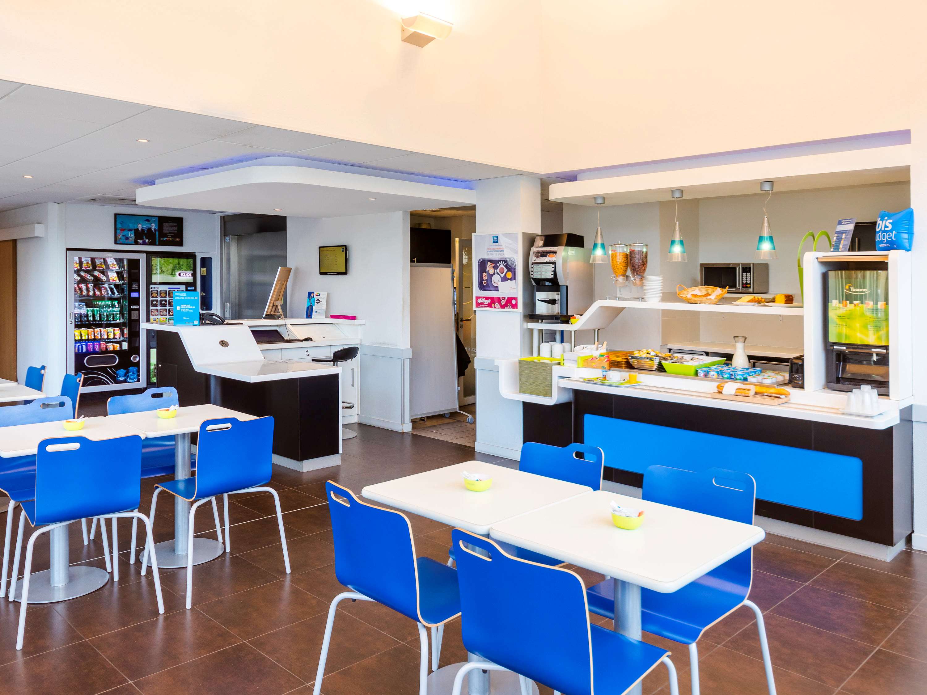 ibis budget Nîmes Centre Gare ibis budget Nîmes Centre Gare