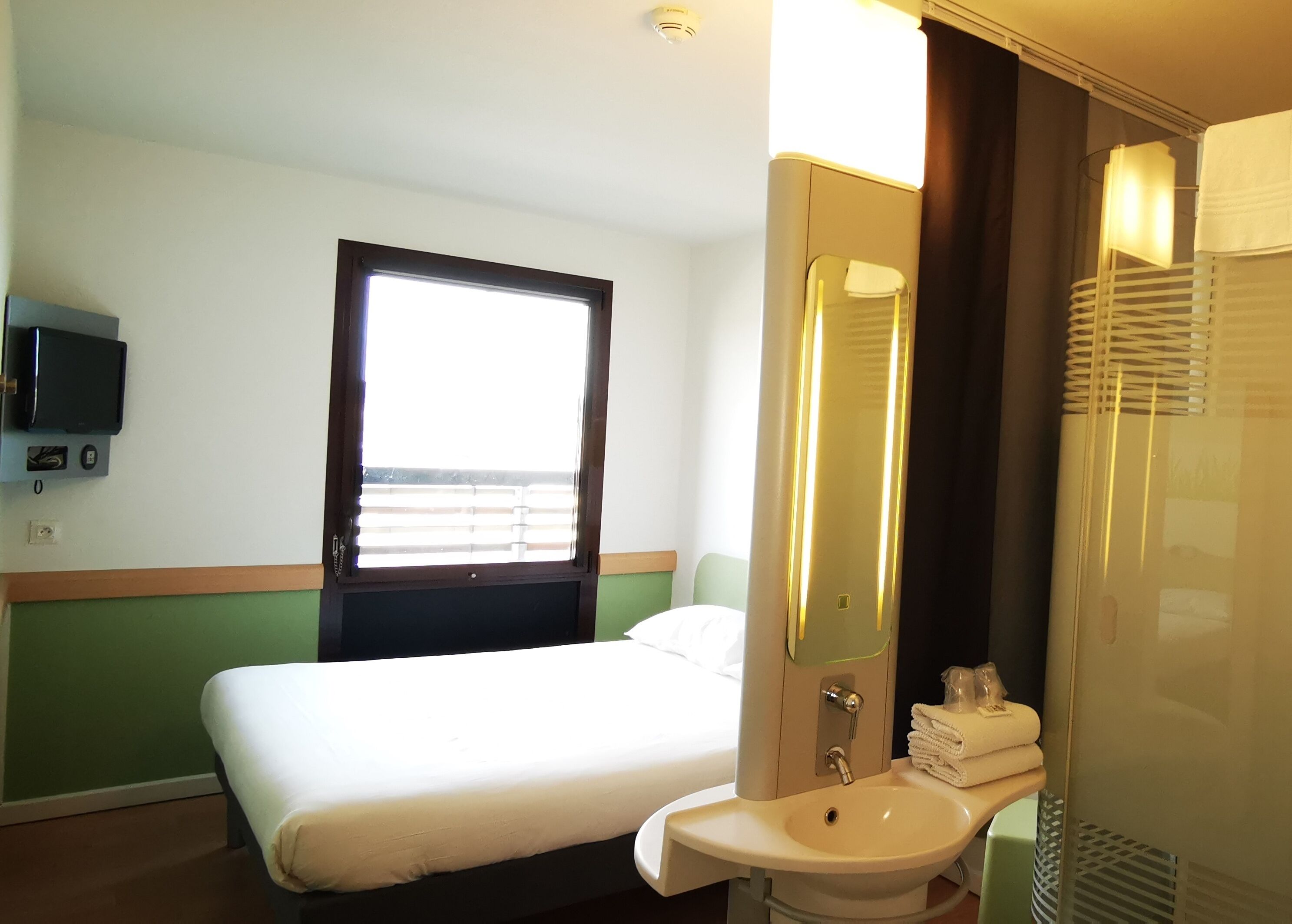 ibis budget Nîmes Centre Gare ibis budget Nîmes Centre Gare