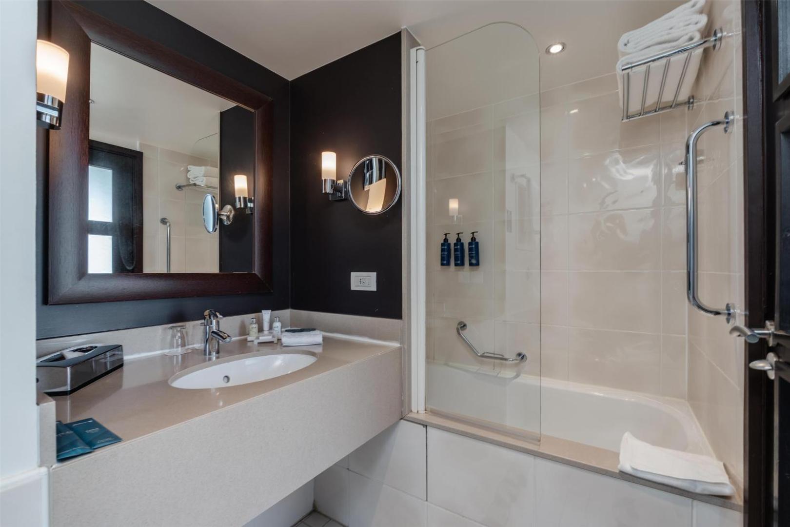 DoubleTree by Hilton Paris Boulogne