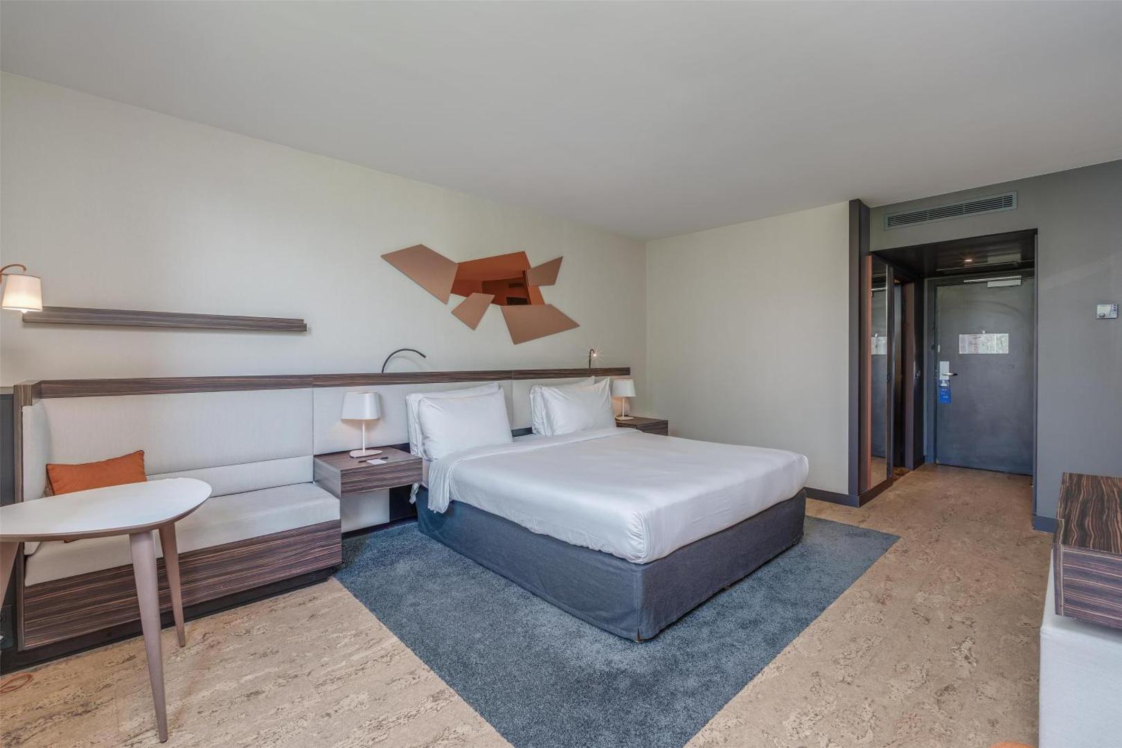 DoubleTree by Hilton Paris Boulogne