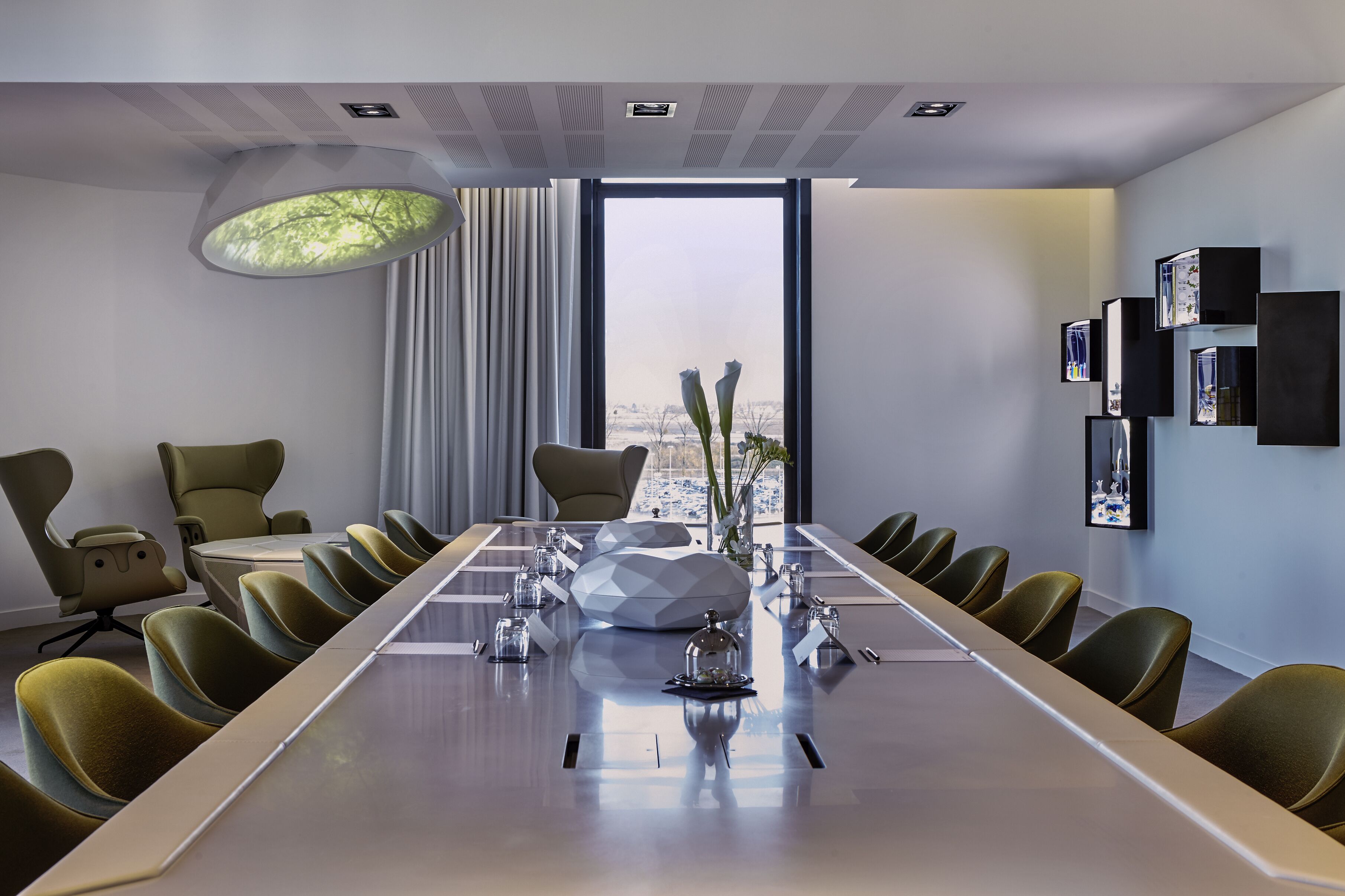 Radisson Blu CDG Airport Terminal Hotel, Paris