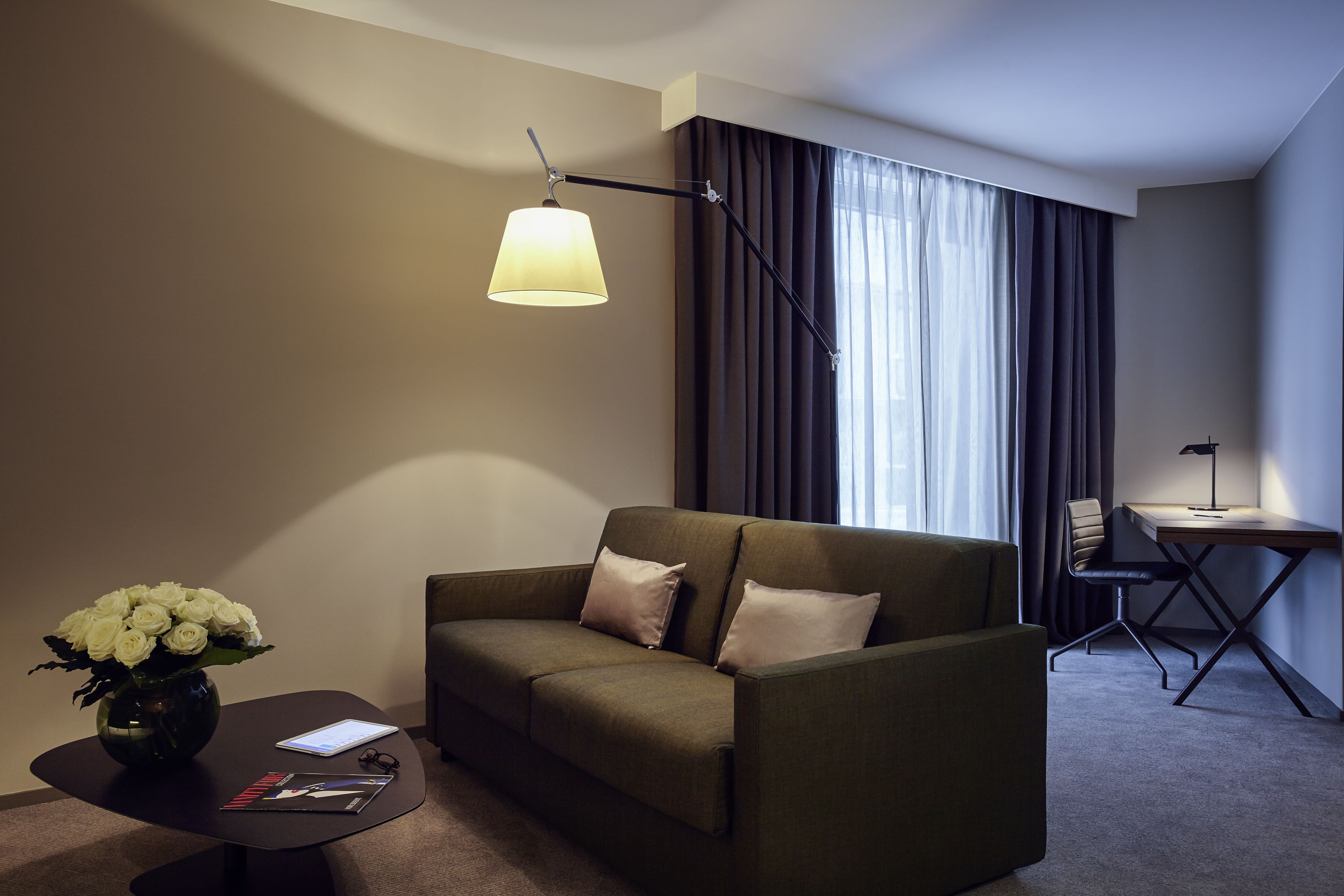 Radisson Blu CDG Airport Terminal Hotel, Paris