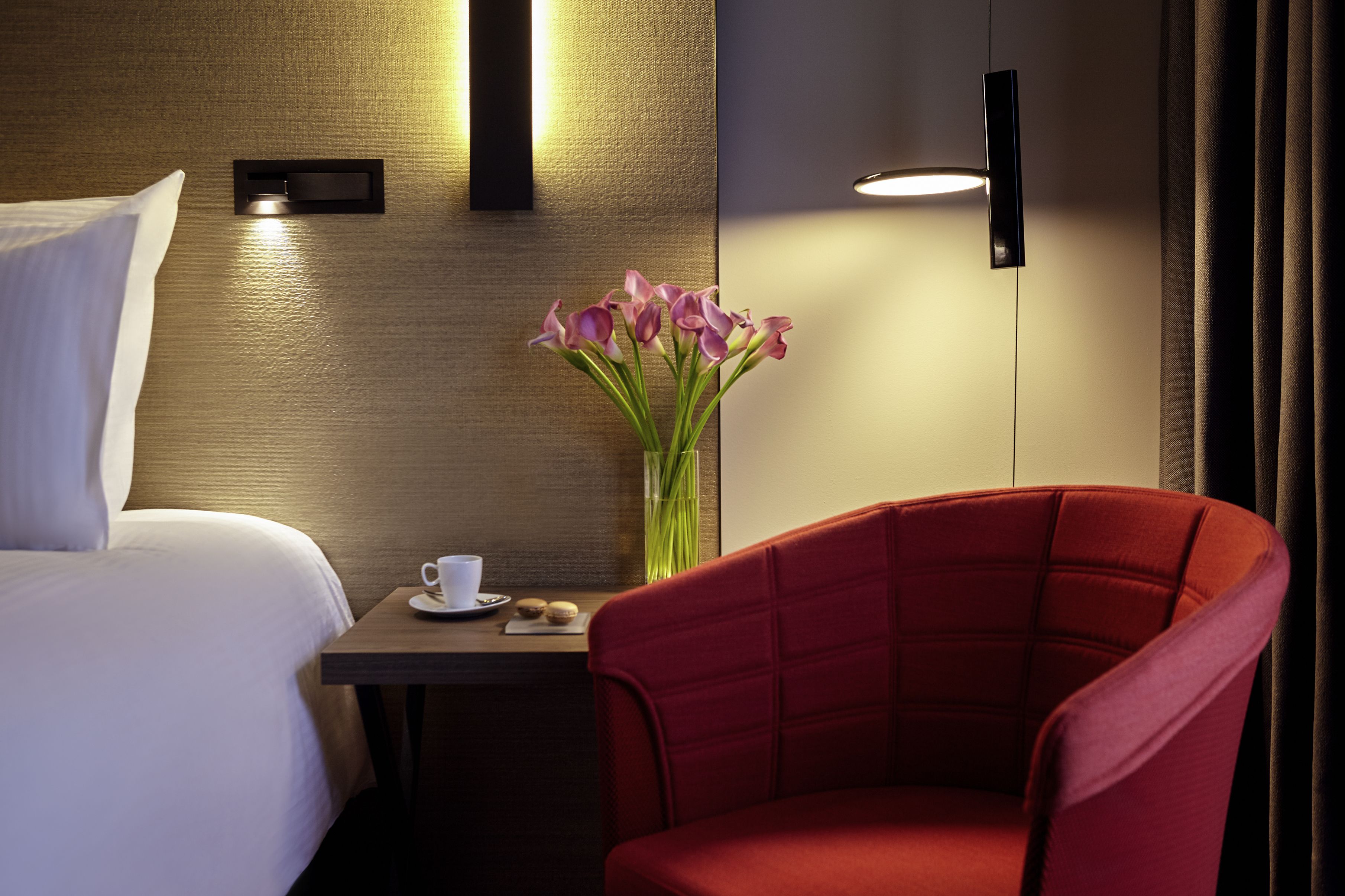 Radisson Blu CDG Airport Terminal Hotel, Paris