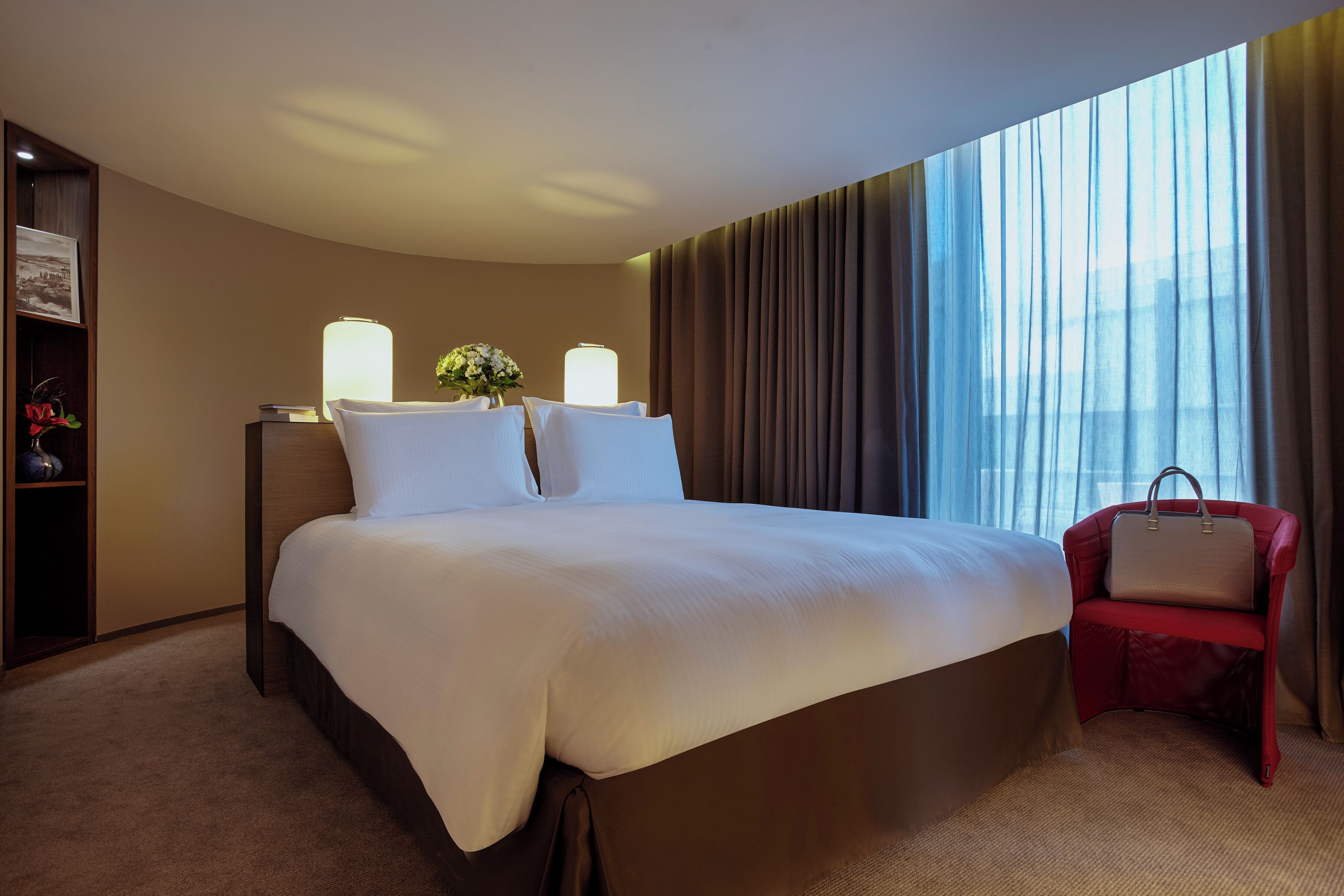 Radisson Blu CDG Airport Terminal Hotel, Paris