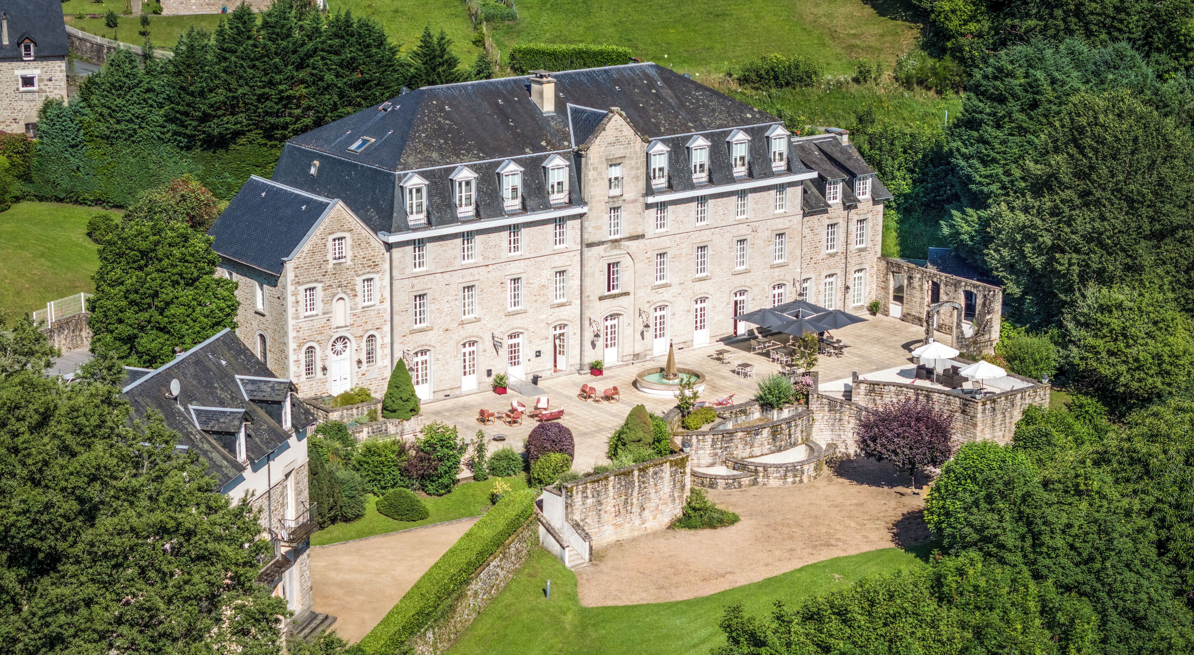 Mercure Correze La Seniorie Mercure Correze La Seniorie