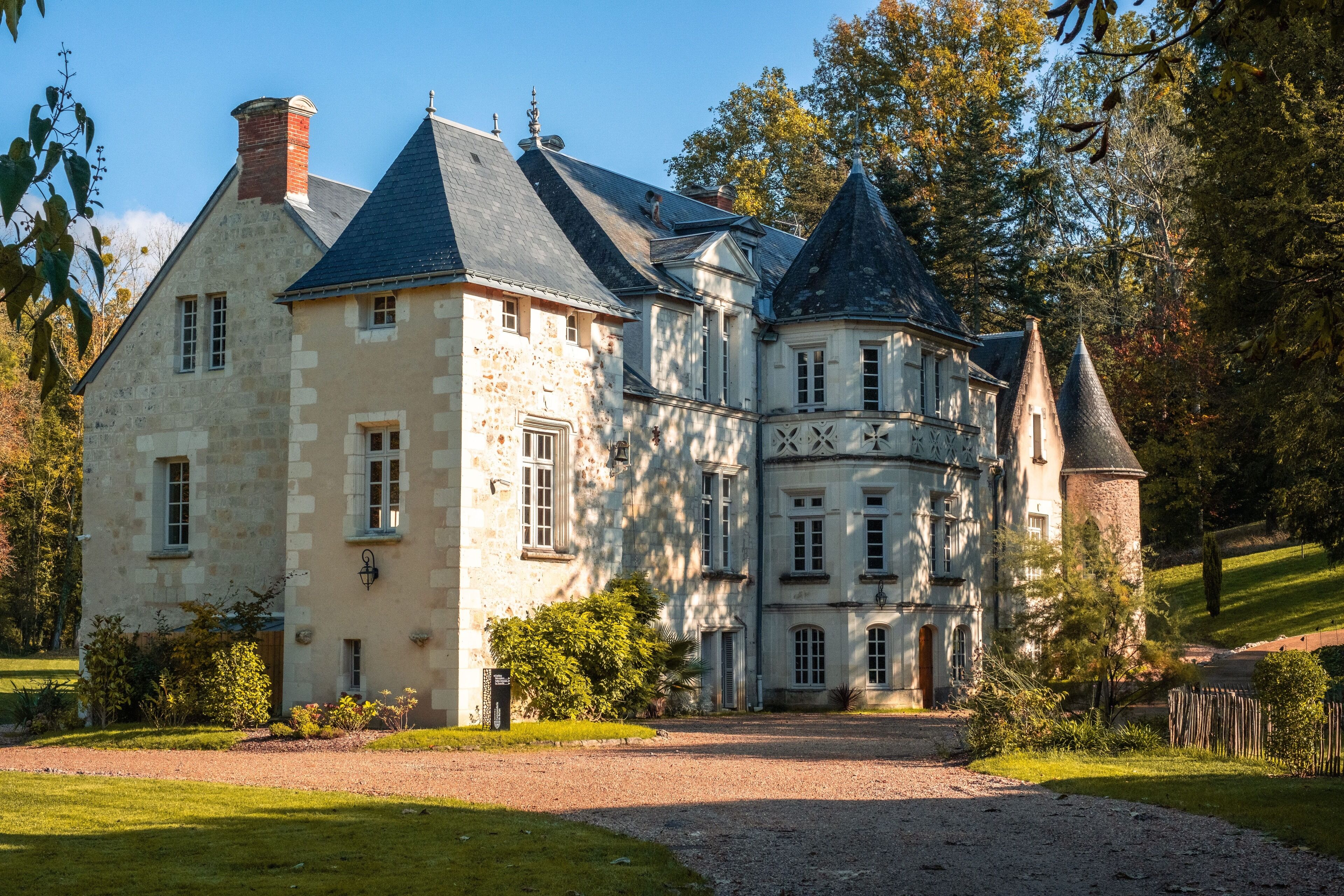 La Commanderie de Ballan La Commanderie de Ballan