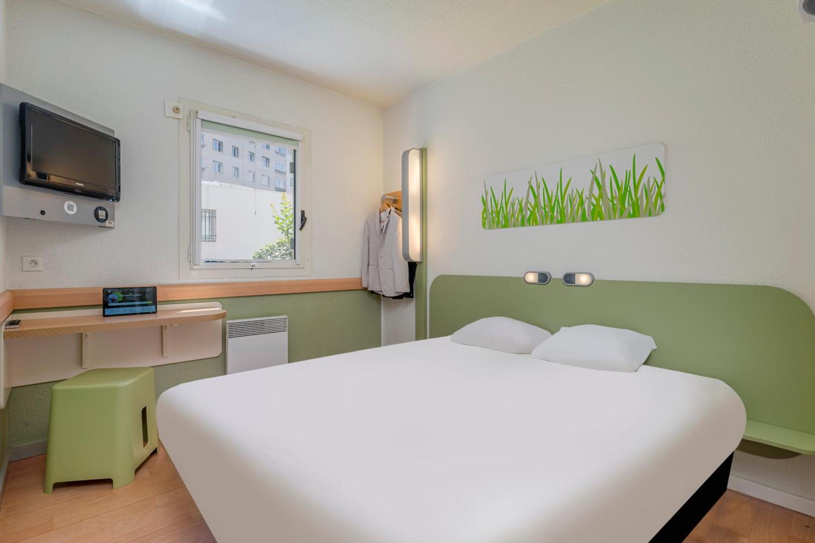 B&B HOTEL Marseille Parc Chanot B&B HOTEL Marseille Parc Chanot