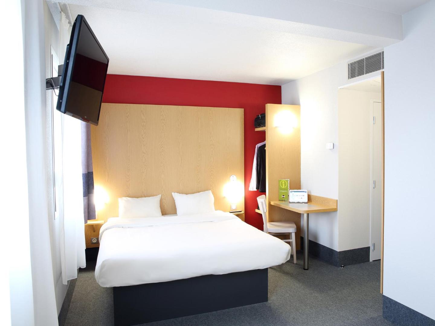 B&B HOTEL Perpignan Sud Marché International B&B HOTEL Perpignan Sud Marché International