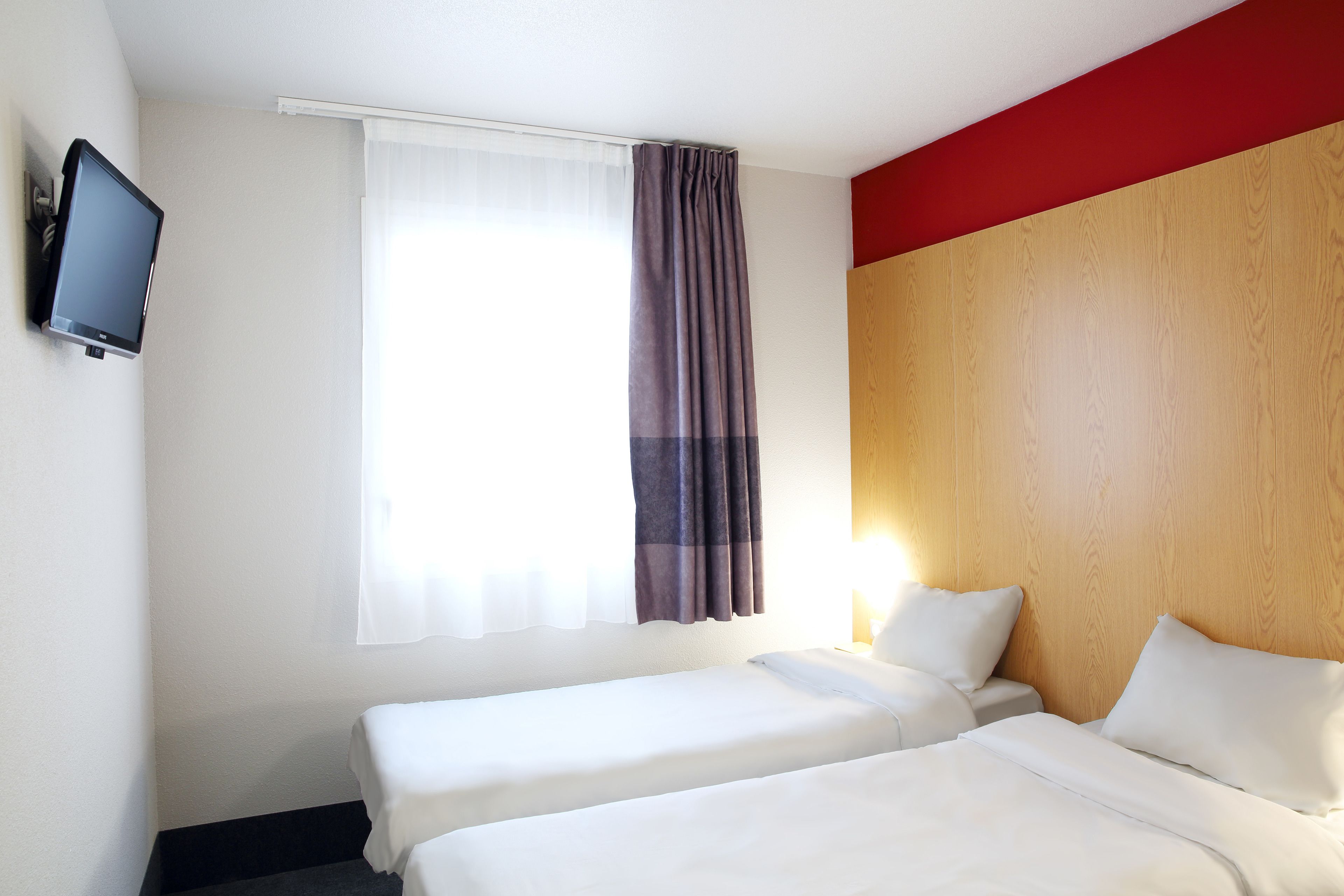 B&B HOTEL Perpignan Sud Marché International B&B HOTEL Perpignan Sud Marché International