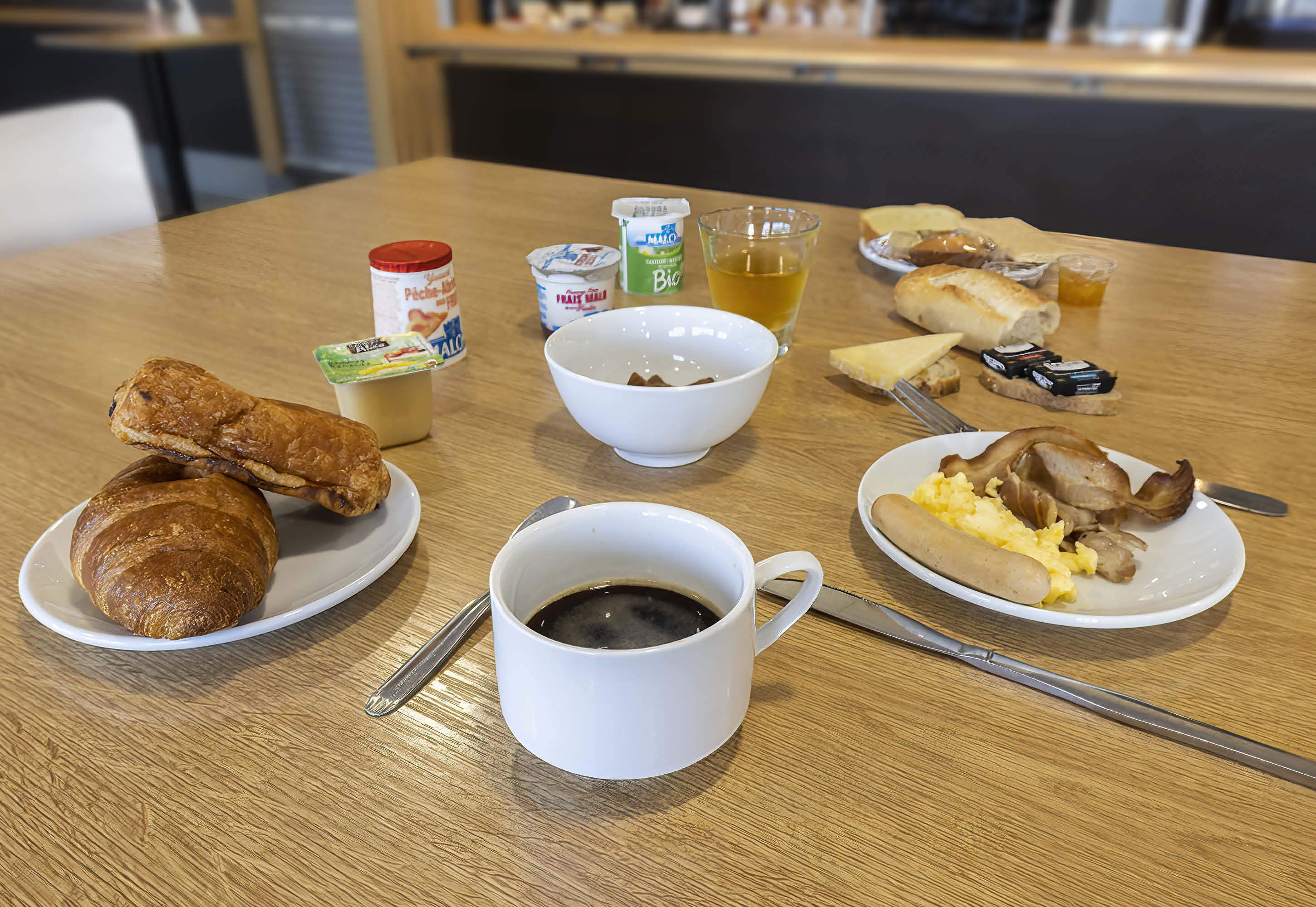 B&B HOTEL Perpignan Sud Marché International B&B HOTEL Perpignan Sud Marché International