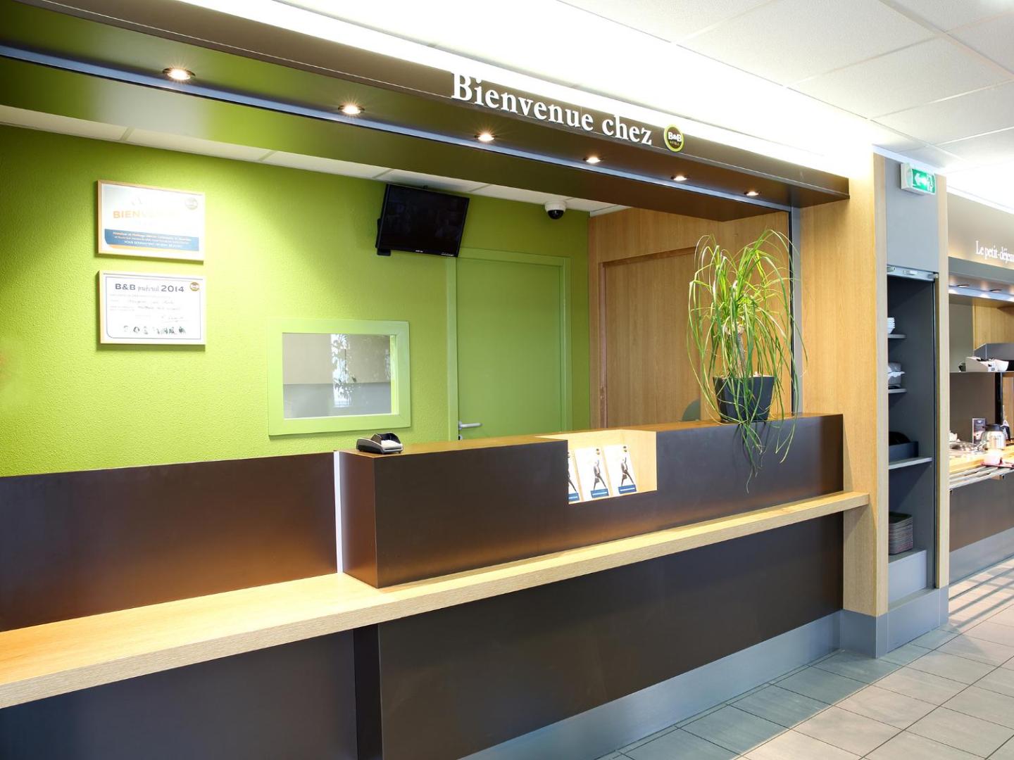 B&B HOTEL Perpignan Sud Marché International B&B HOTEL Perpignan Sud Marché International