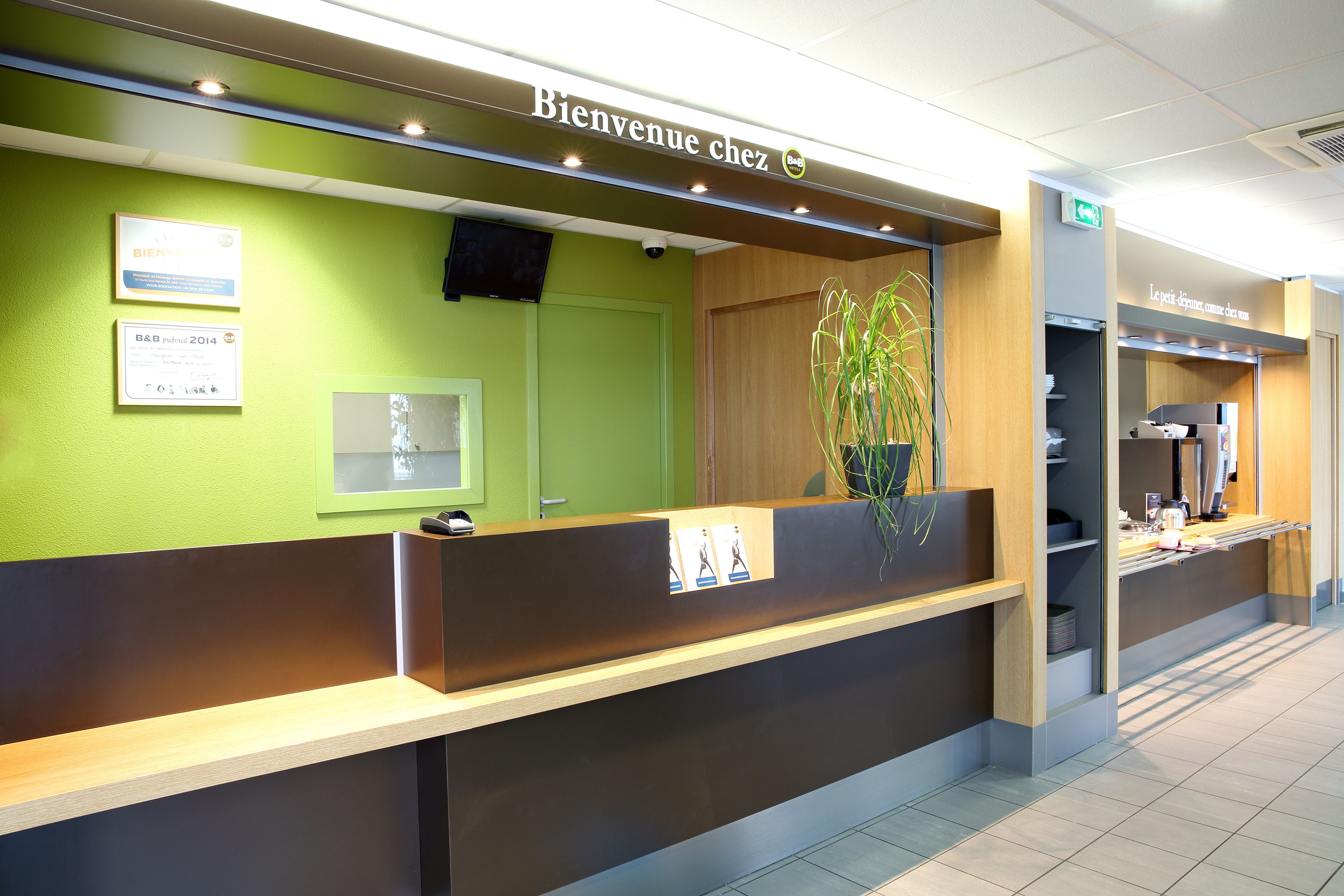 B&B HOTEL Perpignan Sud Marché International B&B HOTEL Perpignan Sud Marché International