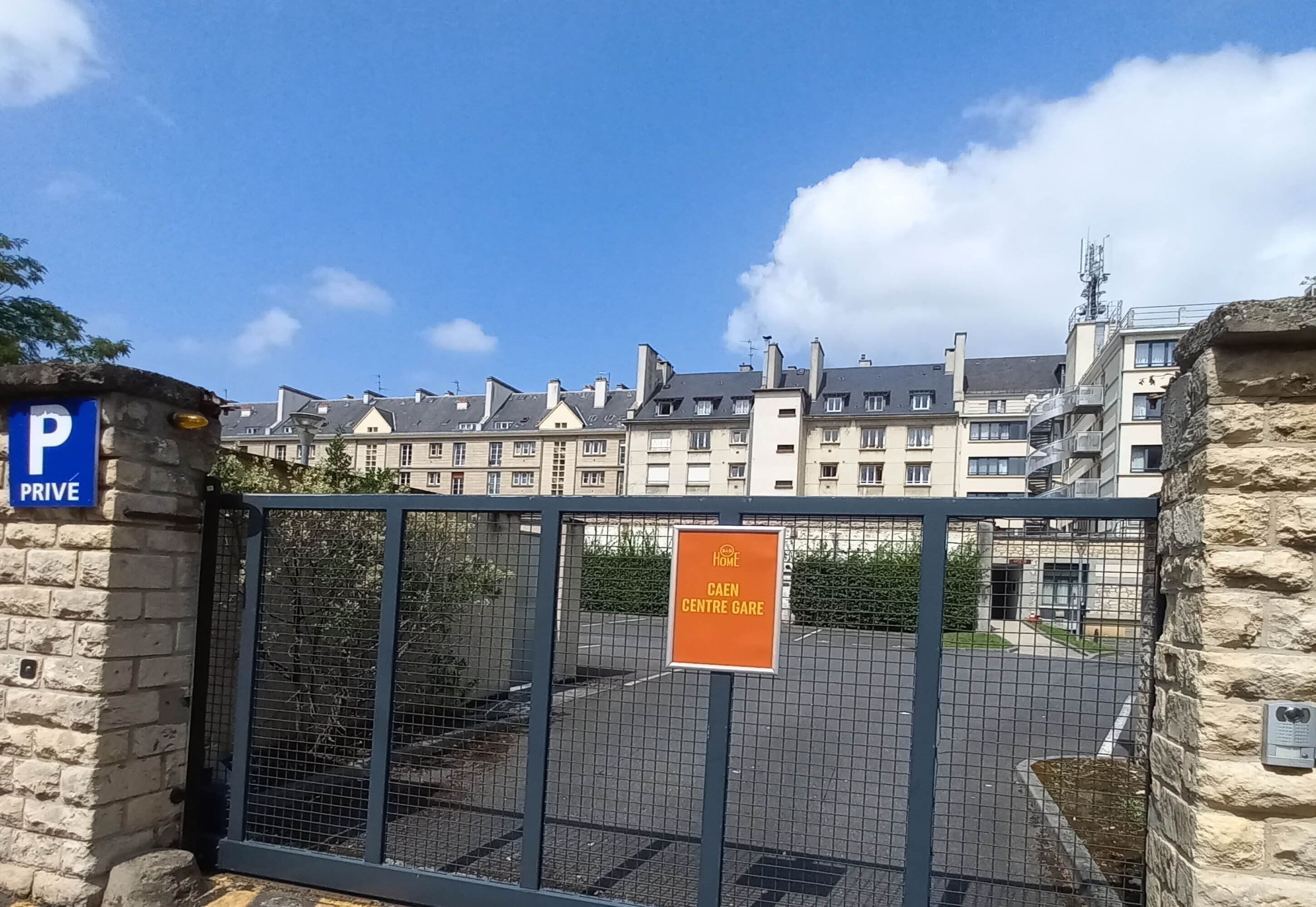 B&B HOME Caen Centre Gare B&B HOME Caen Centre Gare