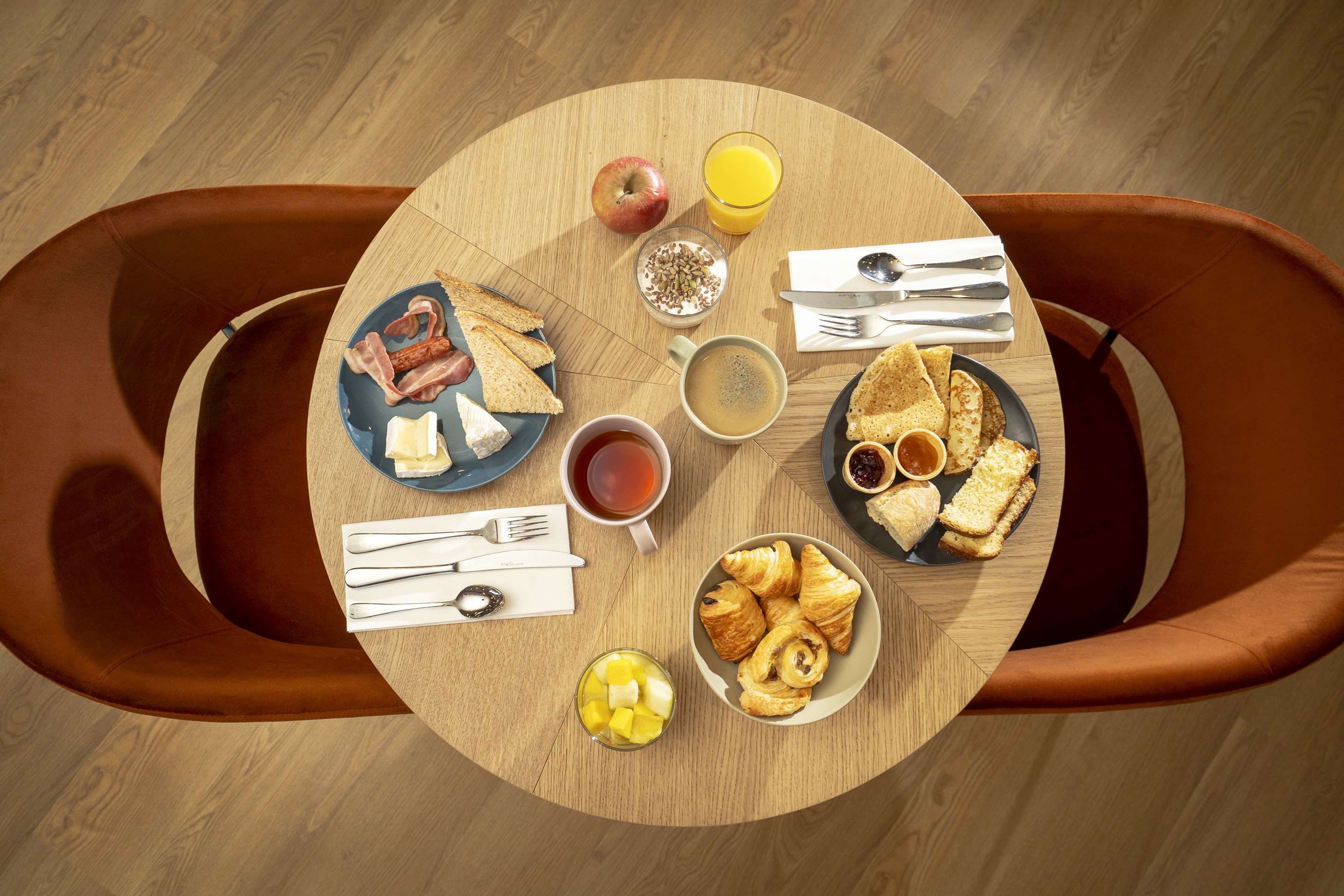 Sure Hotel by Best Western Caen Memorial Sure Hotel by Best Western Caen Memorial