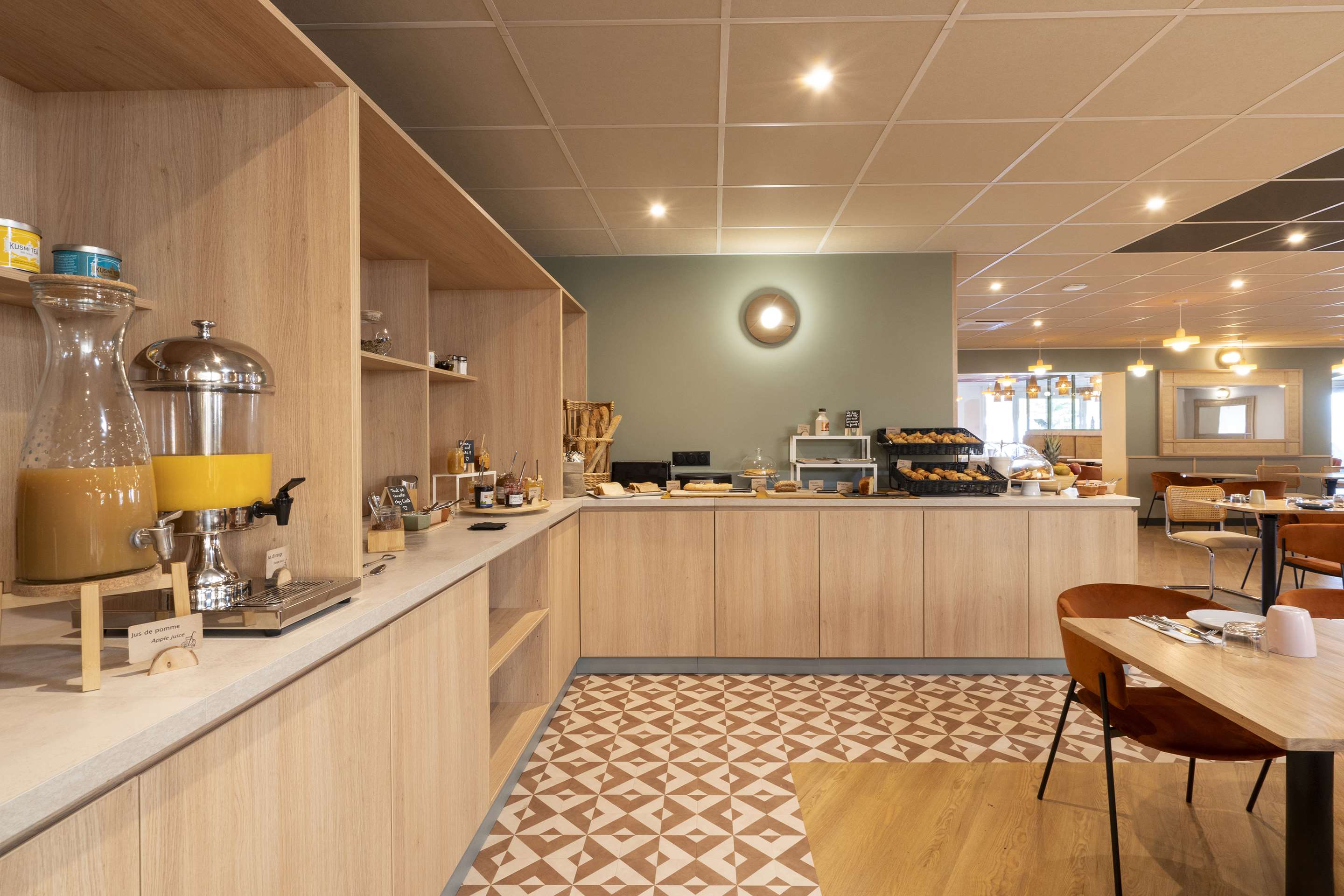 Sure Hotel by Best Western Caen Memorial Sure Hotel by Best Western Caen Memorial