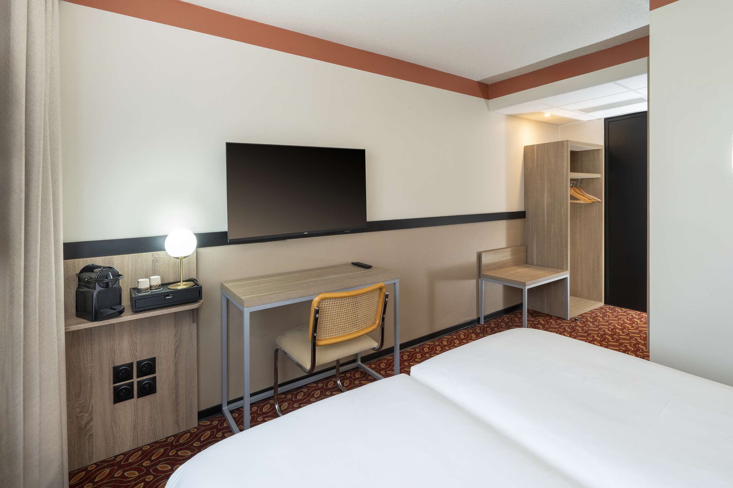 Sure Hotel by Best Western Caen Memorial Sure Hotel by Best Western Caen Memorial