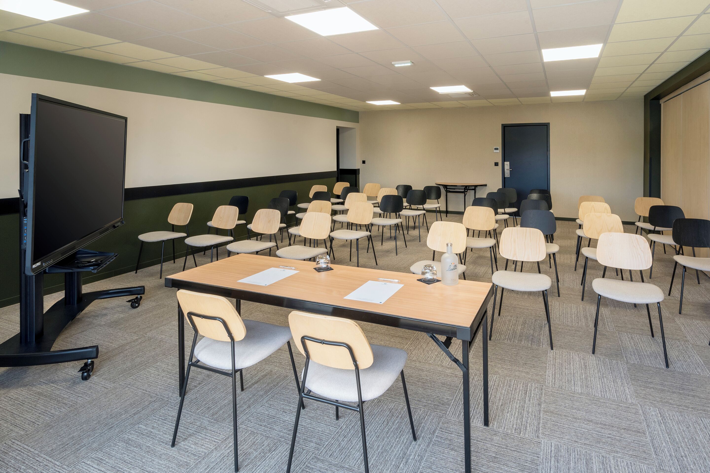 Sure Hotel by Best Western Caen Memorial Sure Hotel by Best Western Caen Memorial