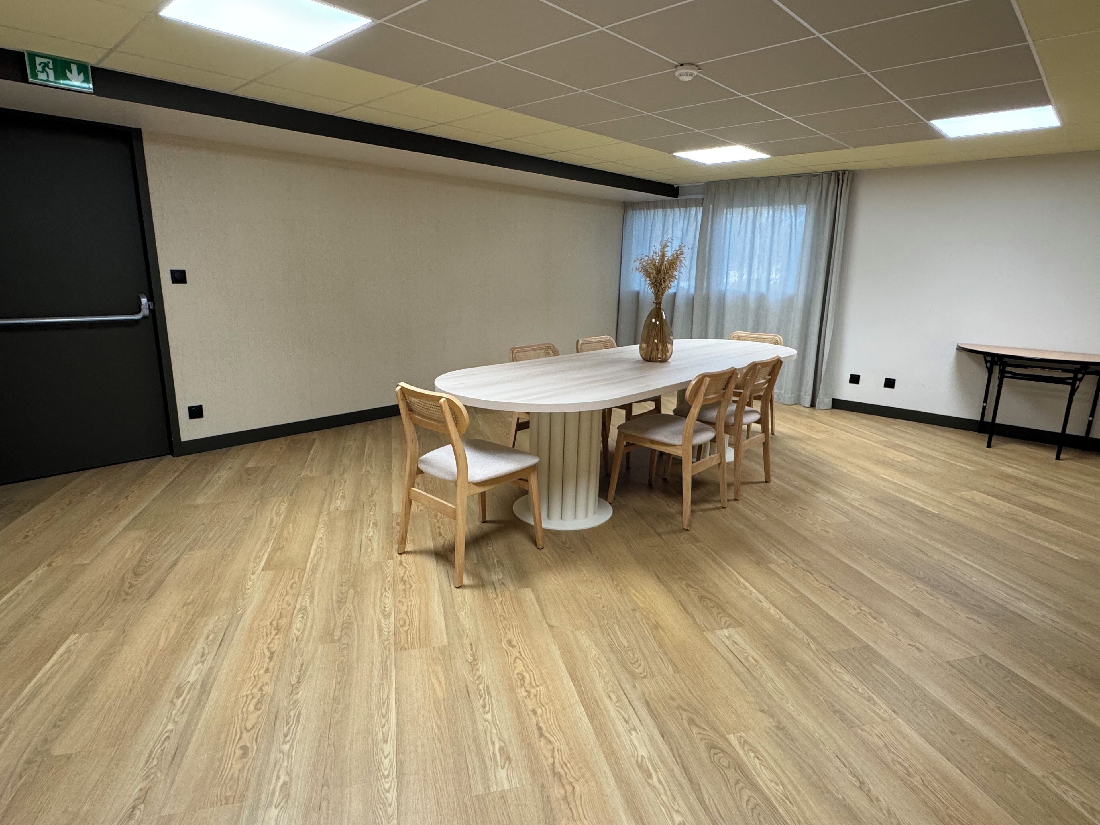 Sure Hotel by Best Western Caen Memorial Sure Hotel by Best Western Caen Memorial