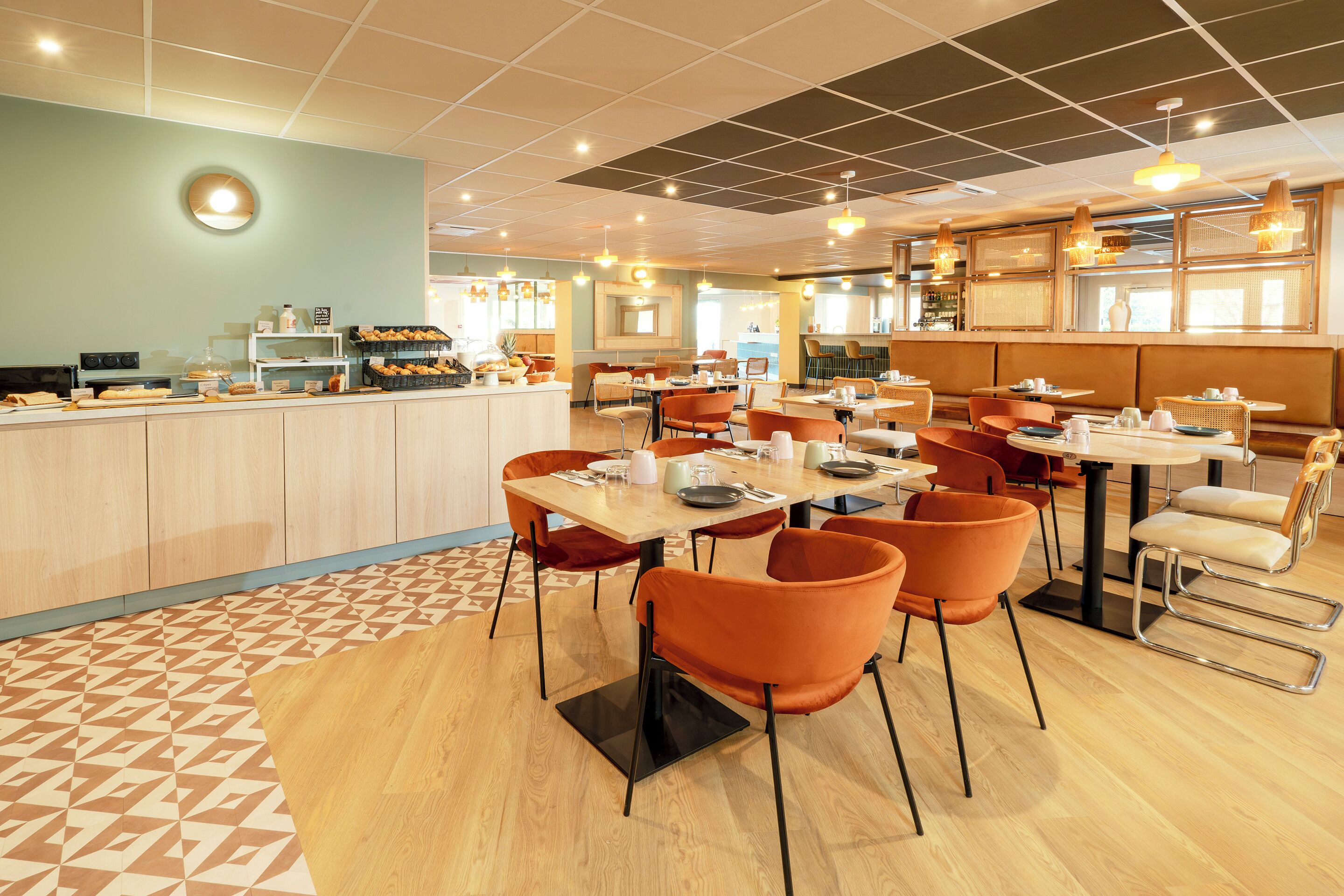 Sure Hotel by Best Western Caen Memorial Sure Hotel by Best Western Caen Memorial