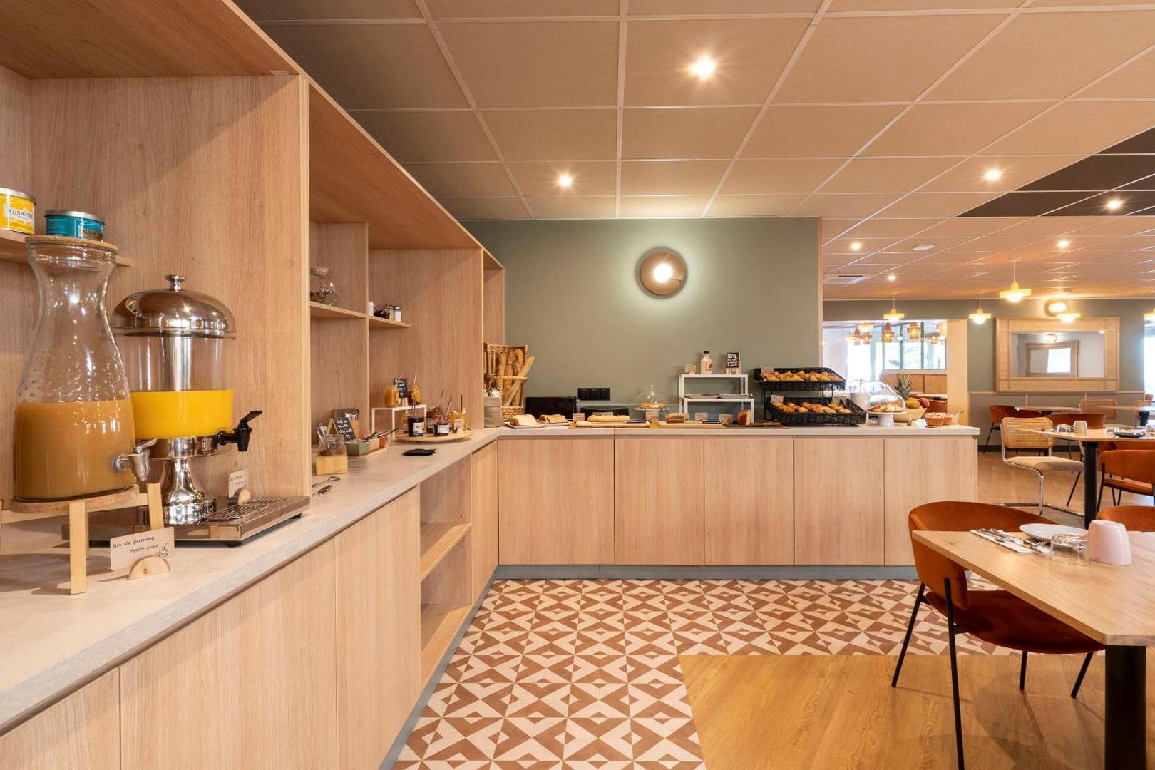 Sure Hotel by Best Western Caen Memorial Sure Hotel by Best Western Caen Memorial