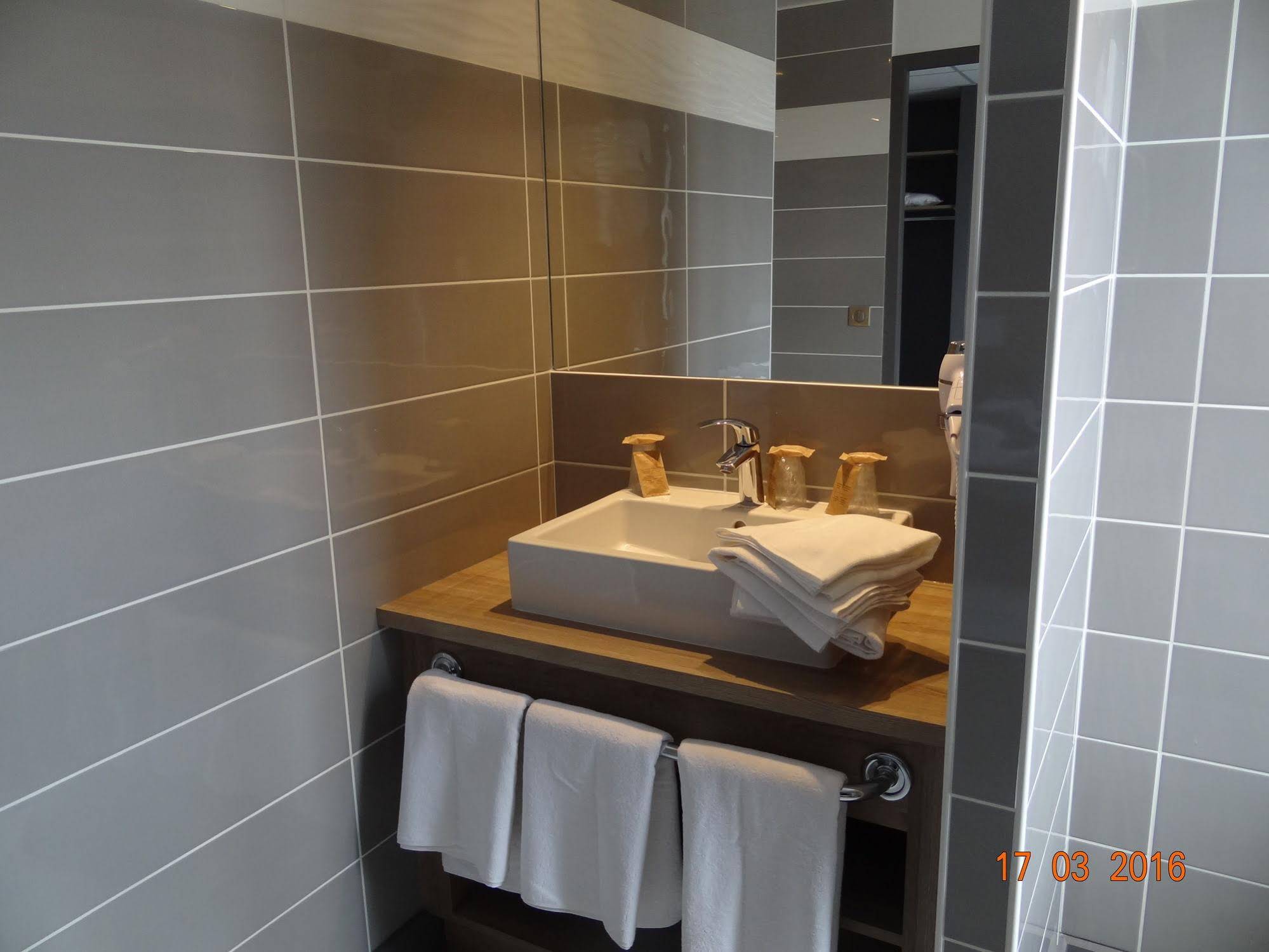 Hotel du Commerce Hotel du Commerce